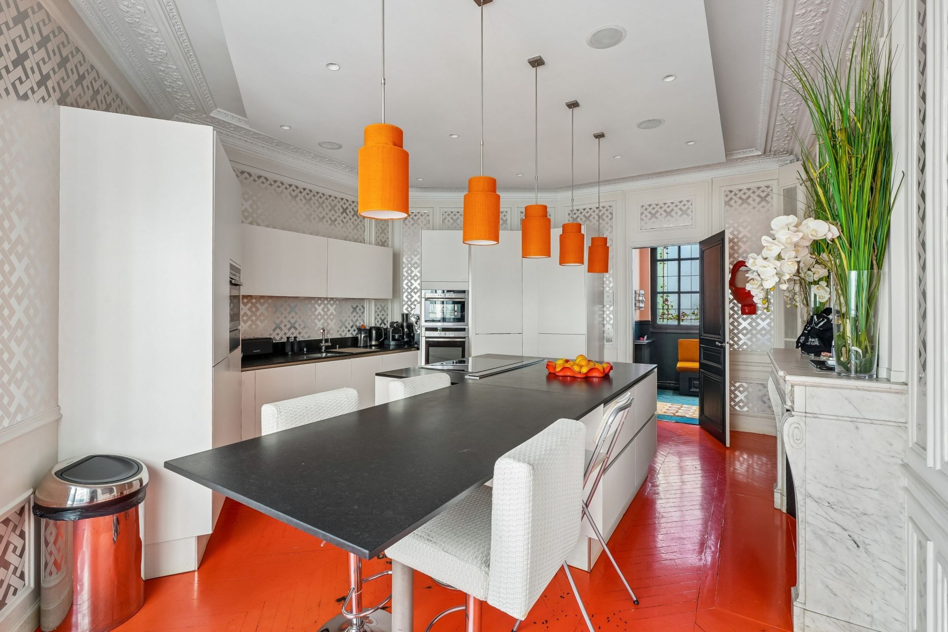 luxury apartment 7 Rooms for sale on PARIS (75017)