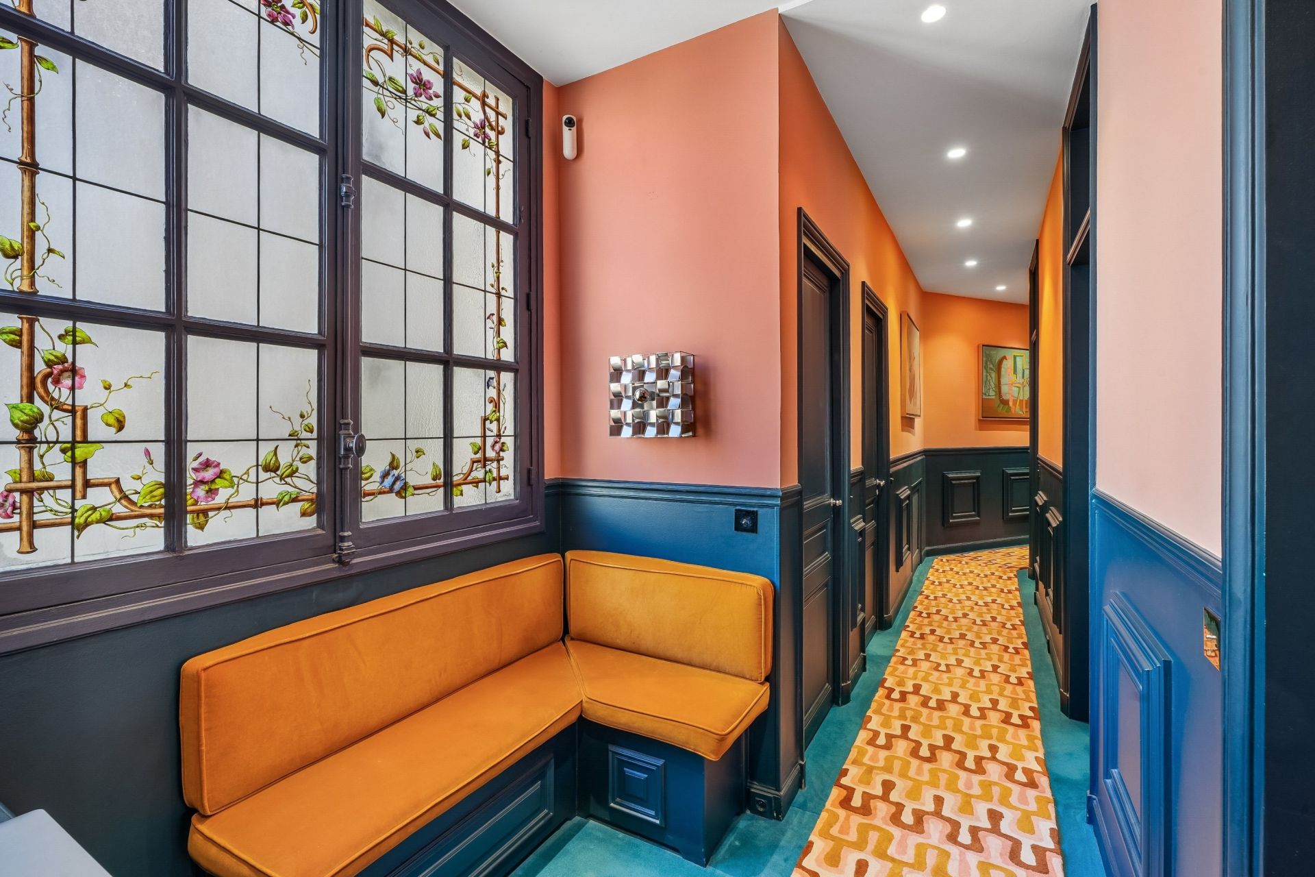luxury apartment 7 Rooms for sale on PARIS (75017)