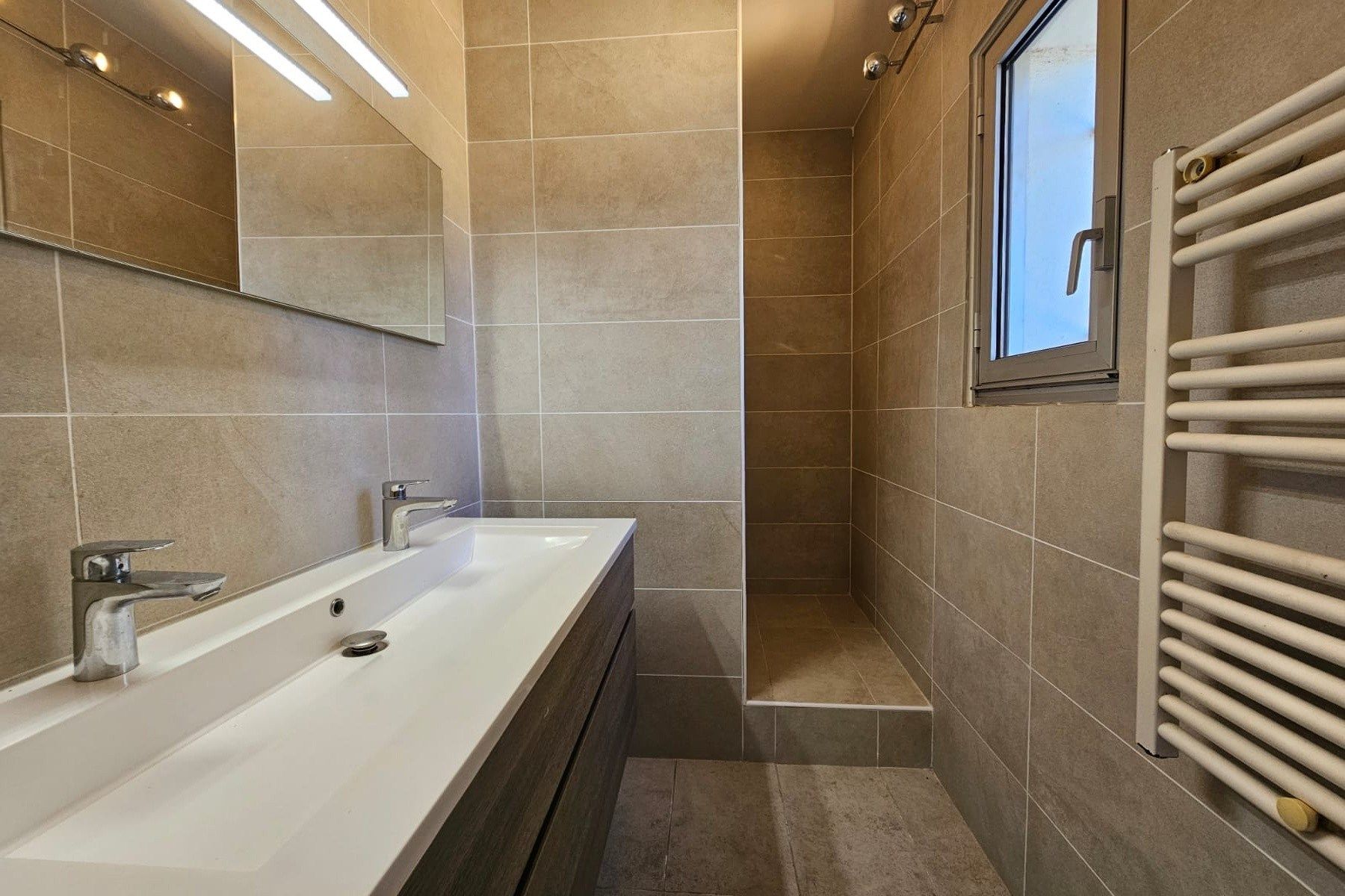 luxury house 4 Rooms for sale on ST CYPRIEN PLAGE (66750)