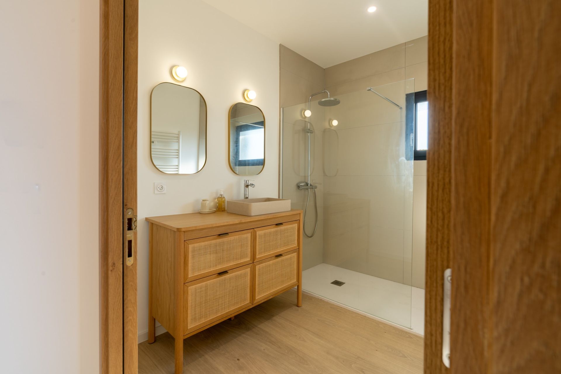 luxury villa 4 Rooms for sale on PORT VENDRES (66660)
