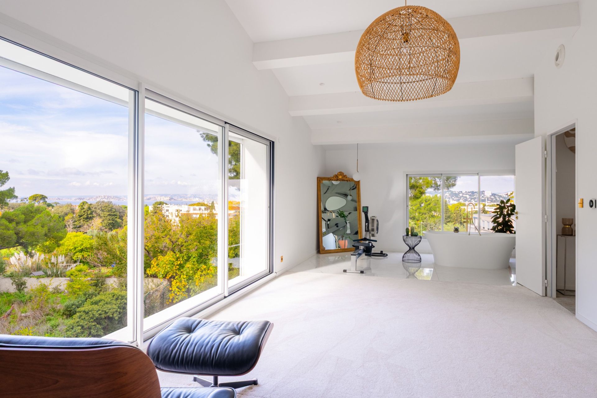 maison de luxe 6 Pièces en vente sur MARSEILLE (13008)