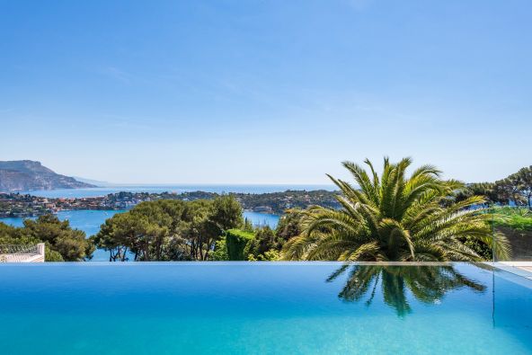 Sale Luxury villa Villefranche-sur-Mer 6&nbsp;Rooms 360&nbsp;m²