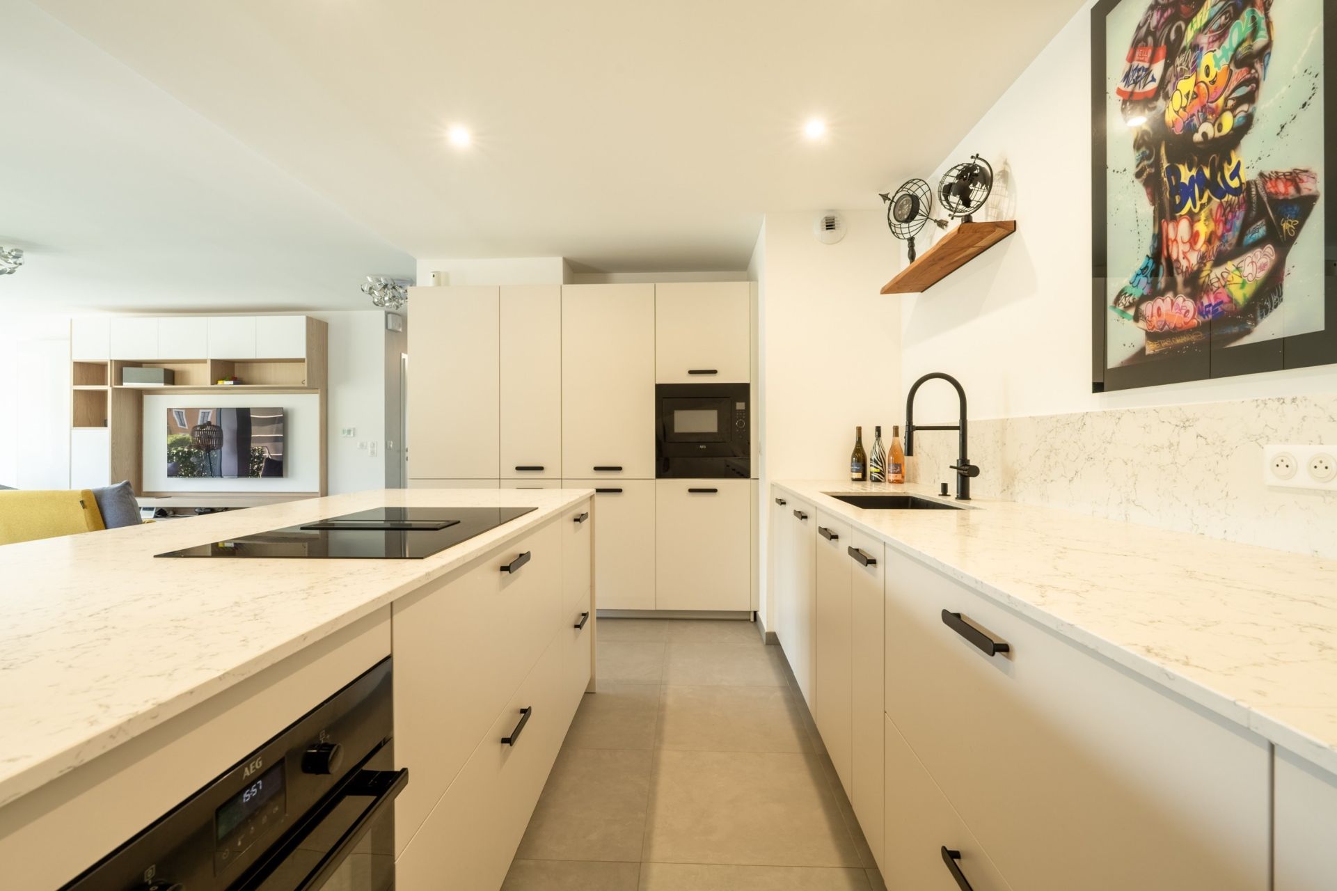 luxury apartment 4 Rooms for sale on ANNECY (74000)