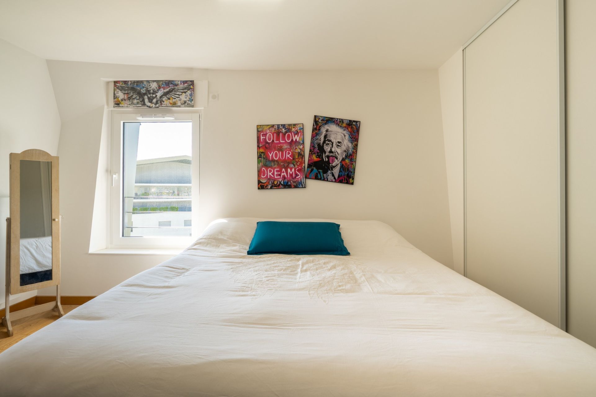 luxury apartment 4 Rooms for sale on ANNECY (74000)