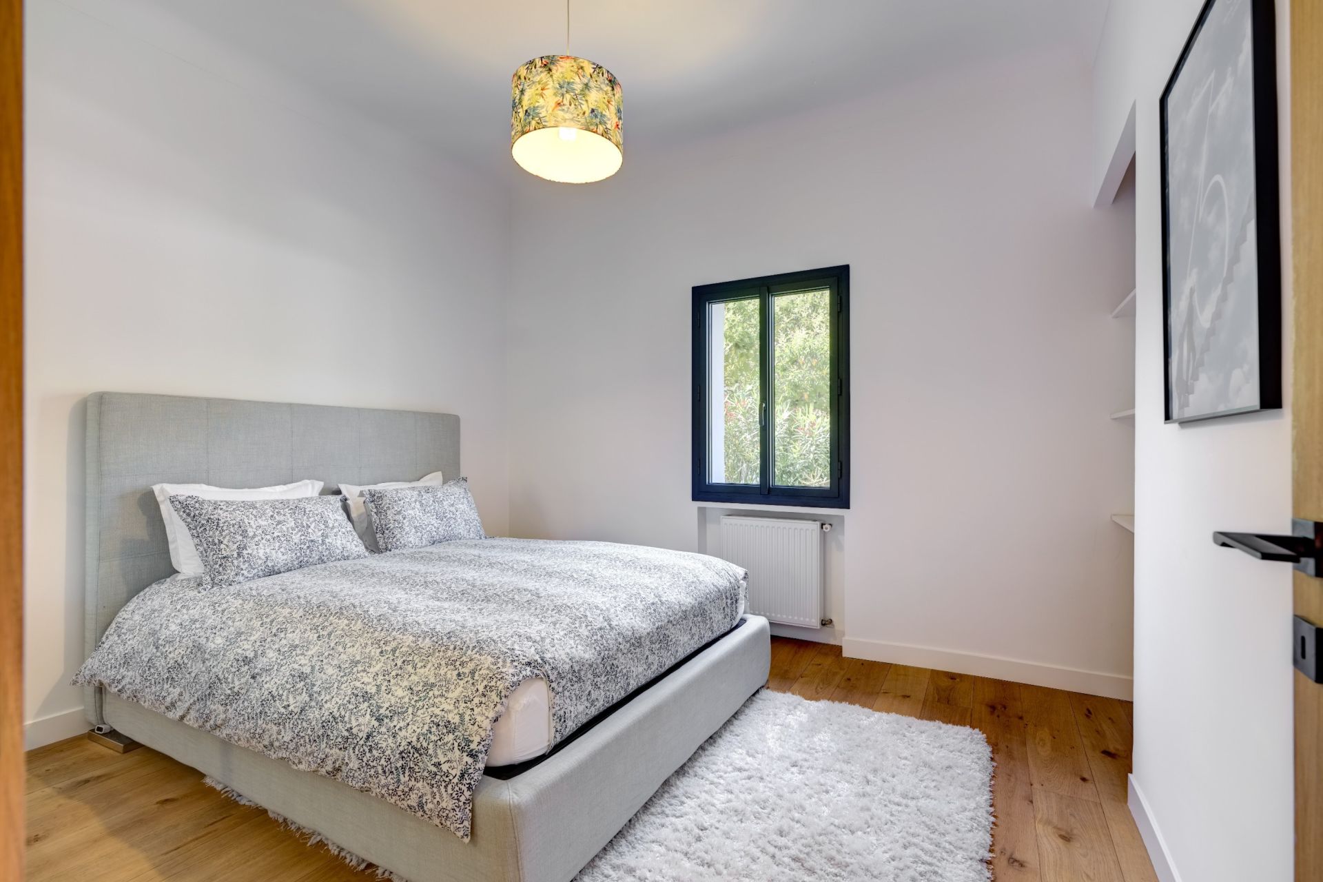 contemporary house 7 Rooms for sale on CANNES (06400)
