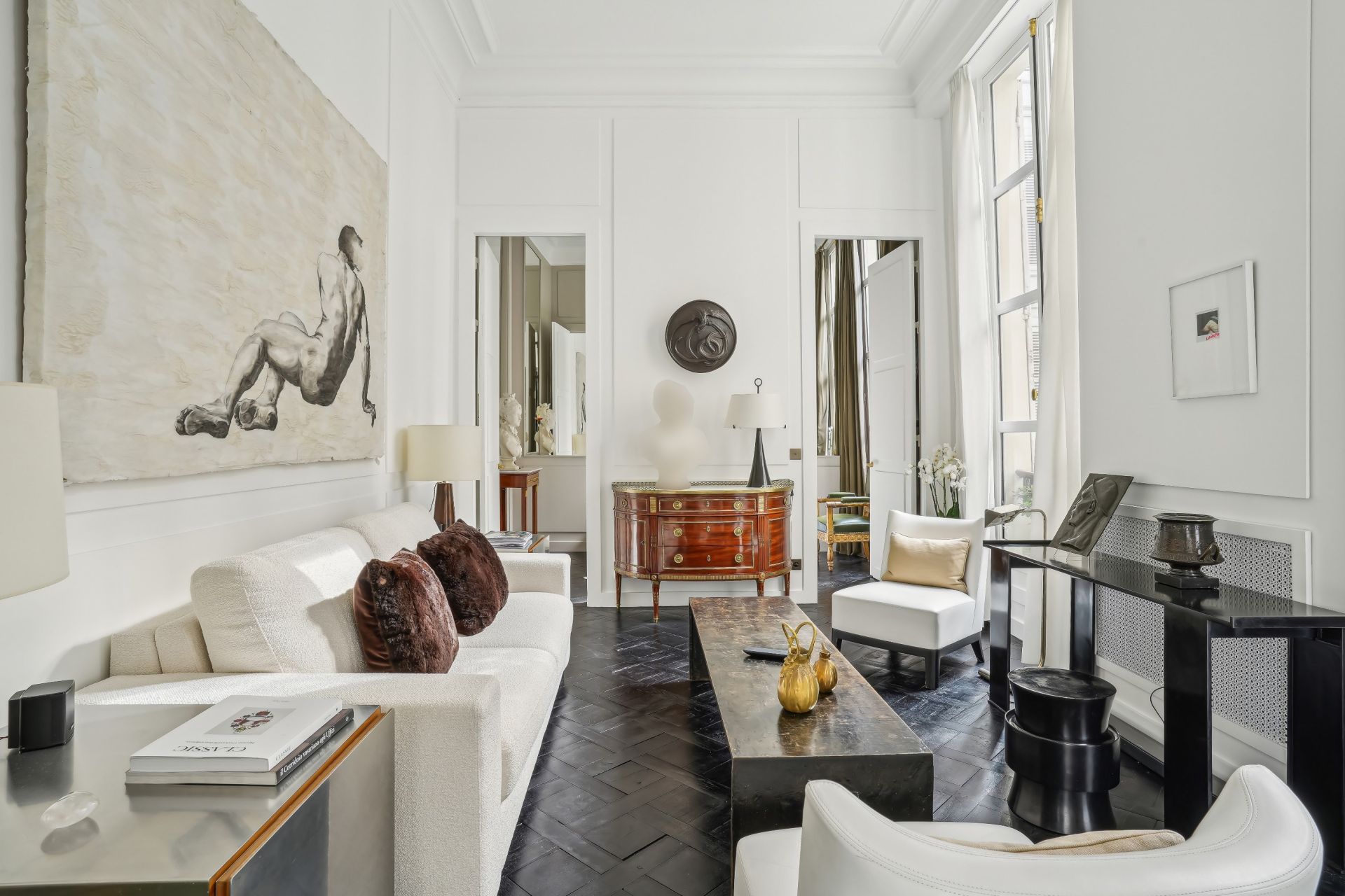 luxury apartment 2 Rooms for sale on PARIS (75001)
