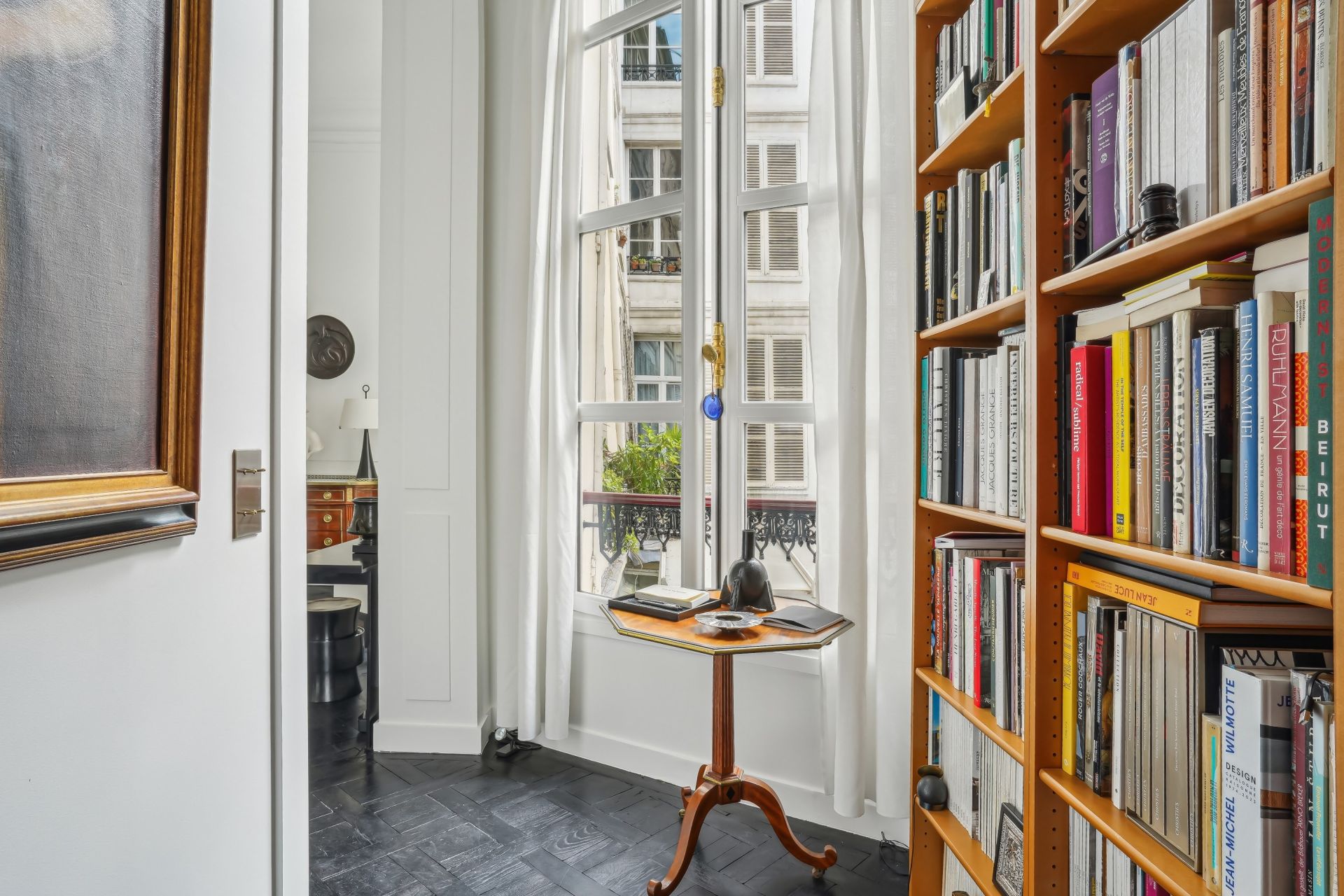 luxury apartment 2 Rooms for sale on PARIS (75001)