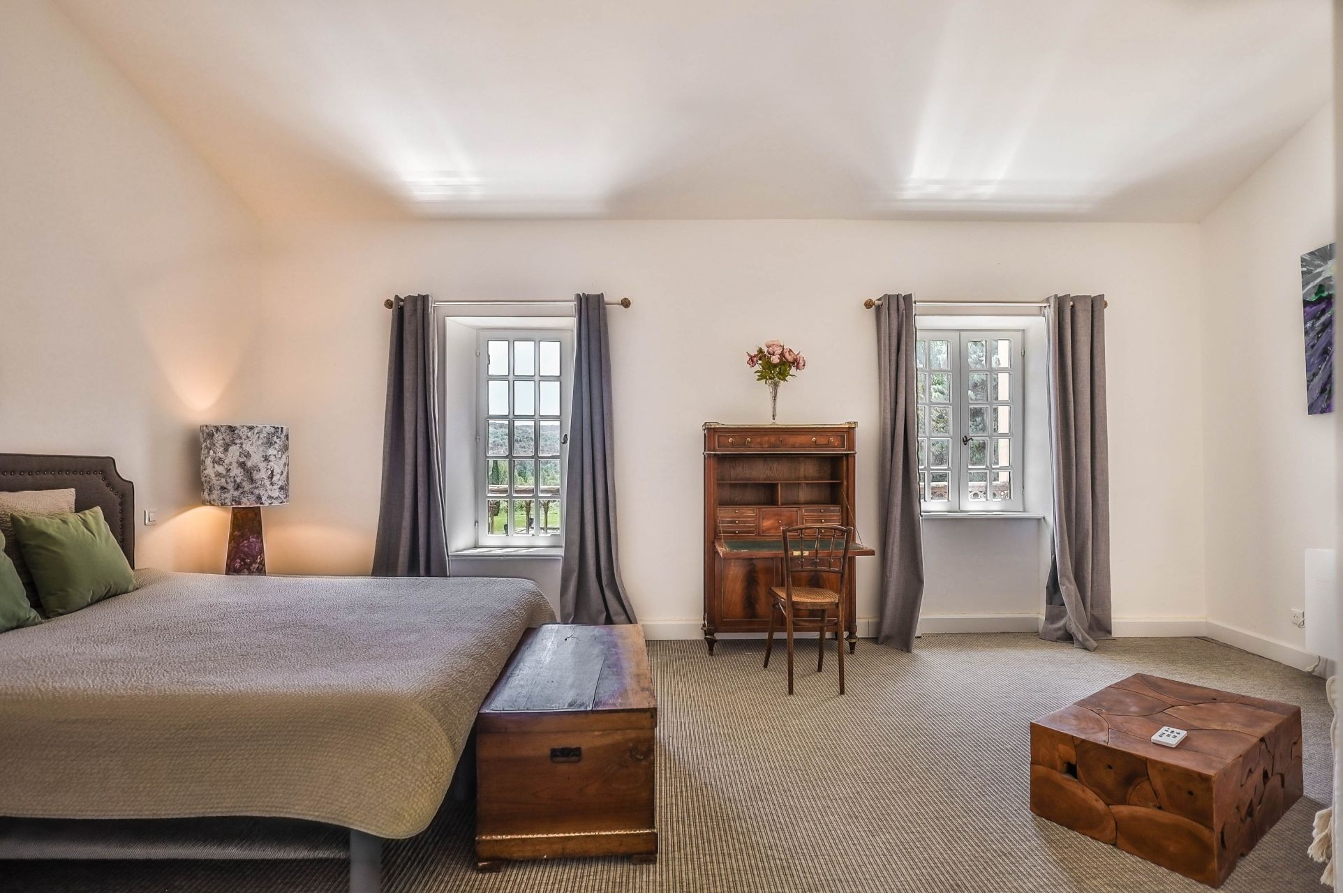luxury property 15 Rooms for sale on BONNIEUX (84480)