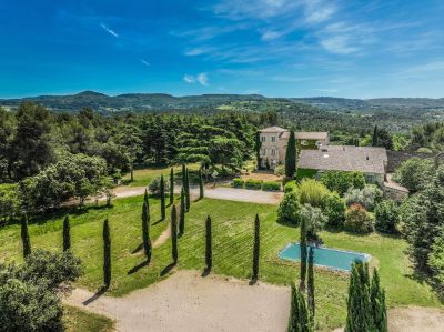 Vente Propriété de luxe Bonnieux 15&nbsp;Pièces 1200&nbsp;m²