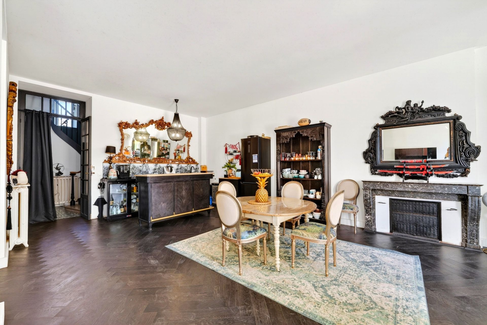 luxury house 14 Rooms for sale on TOULON (83100)