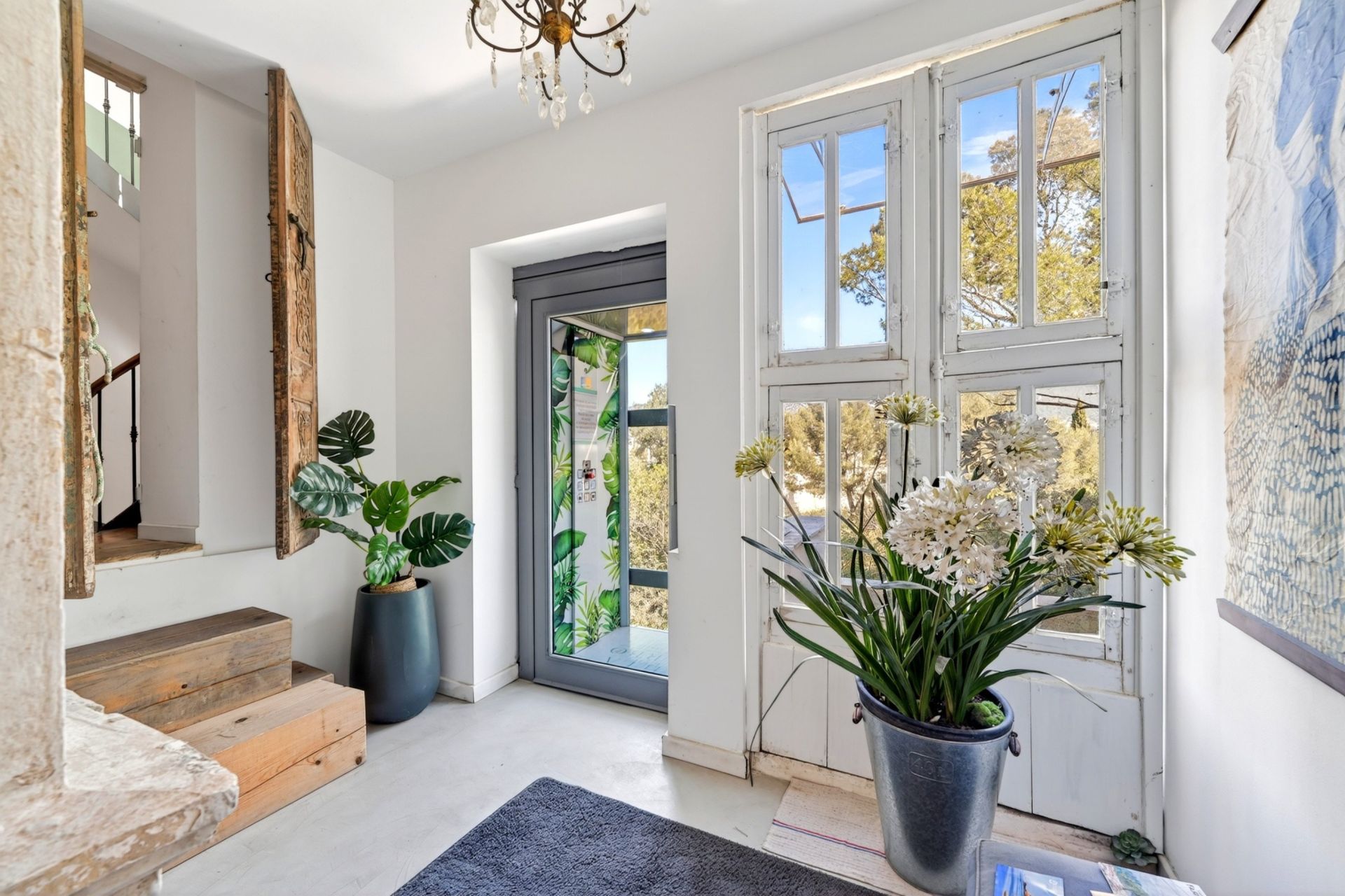 luxury house 14 Rooms for sale on TOULON (83100)