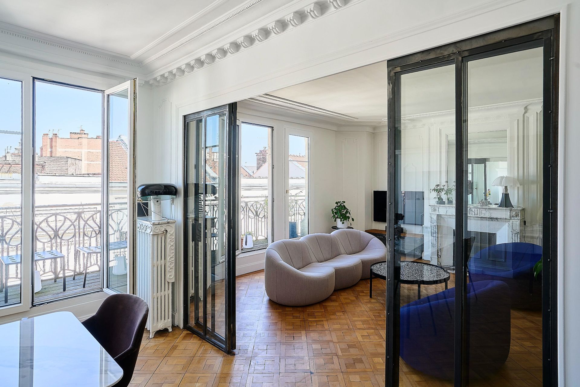 luxury apartment 7 Rooms for sale on LILLE (59000)
