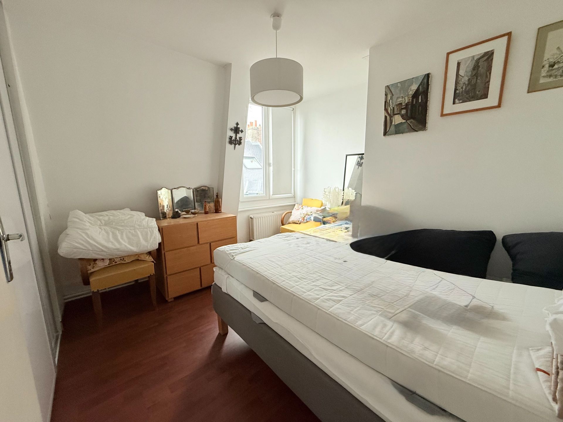 luxury apartment 6 Rooms for rent on LILLE (59000)
