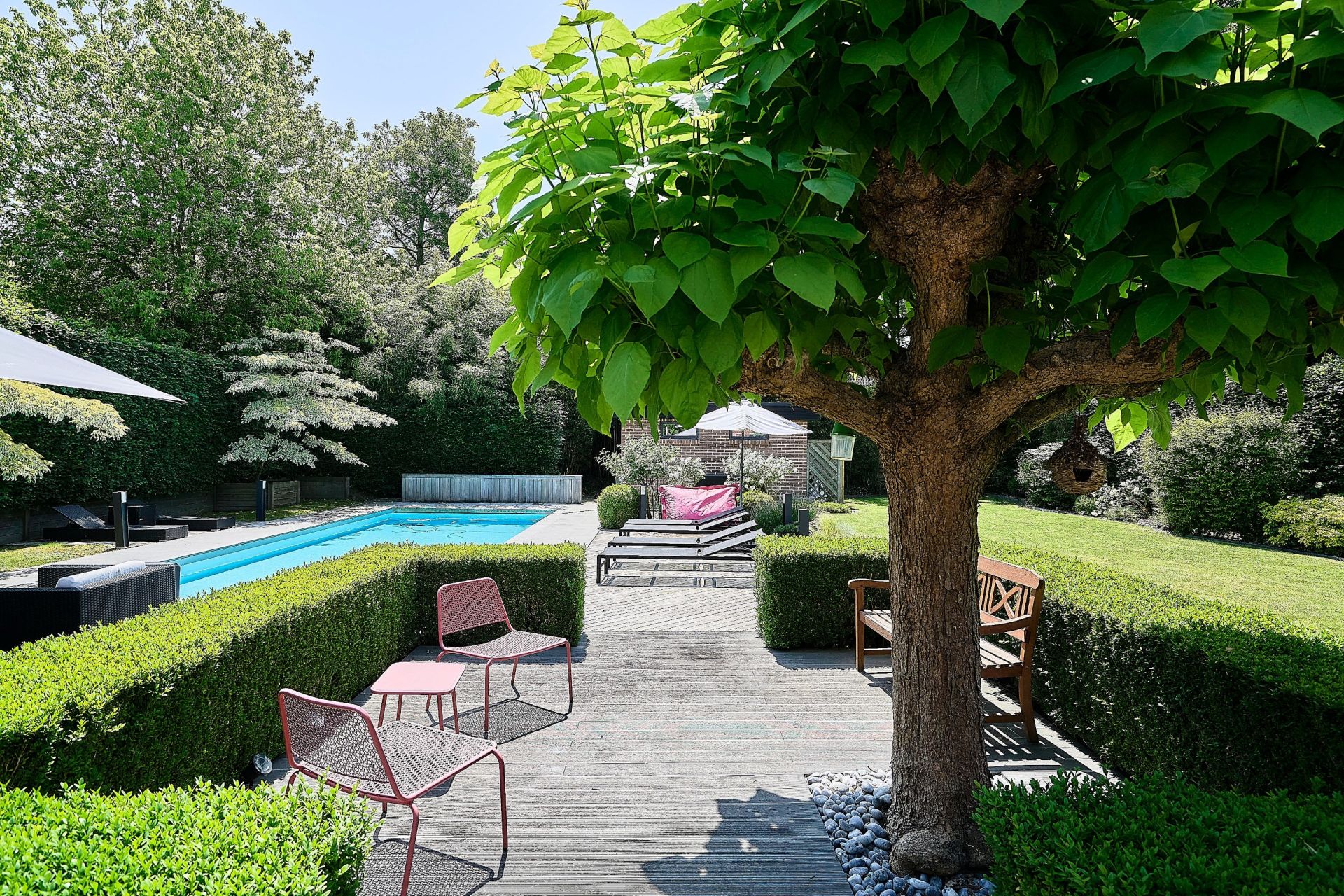 luxury house 7 Rooms for sale on CROIX (59170)