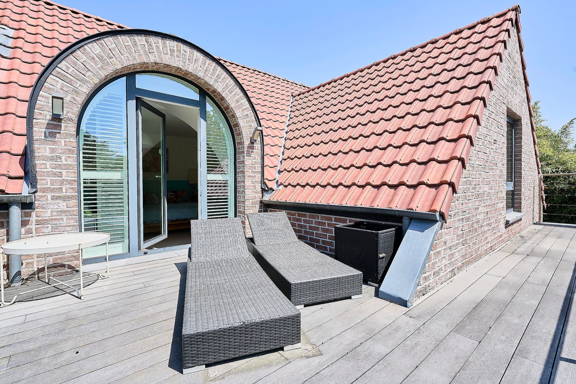 luxury house 7 Rooms for sale on CROIX (59170)