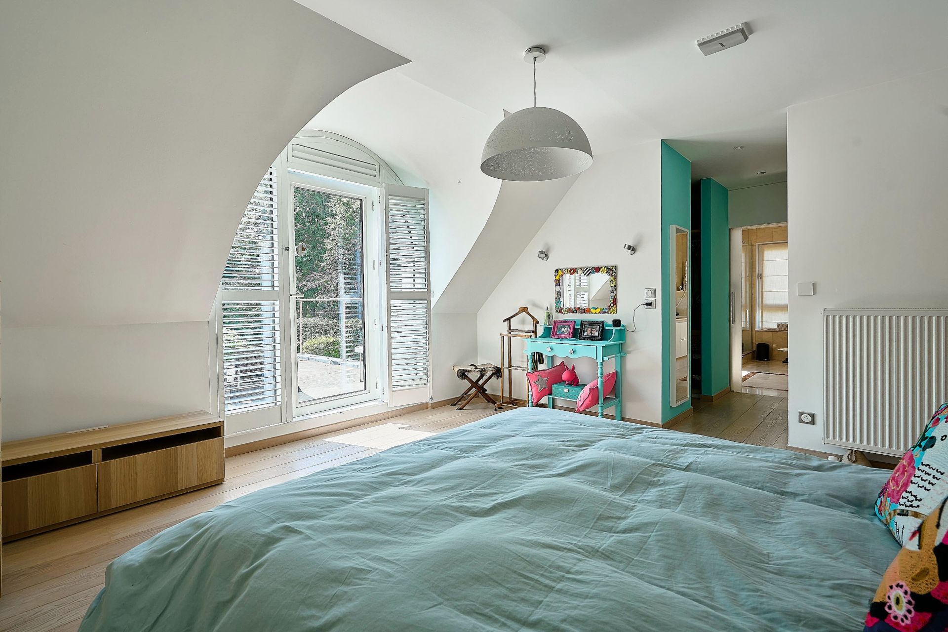 luxury house 7 Rooms for sale on CROIX (59170)