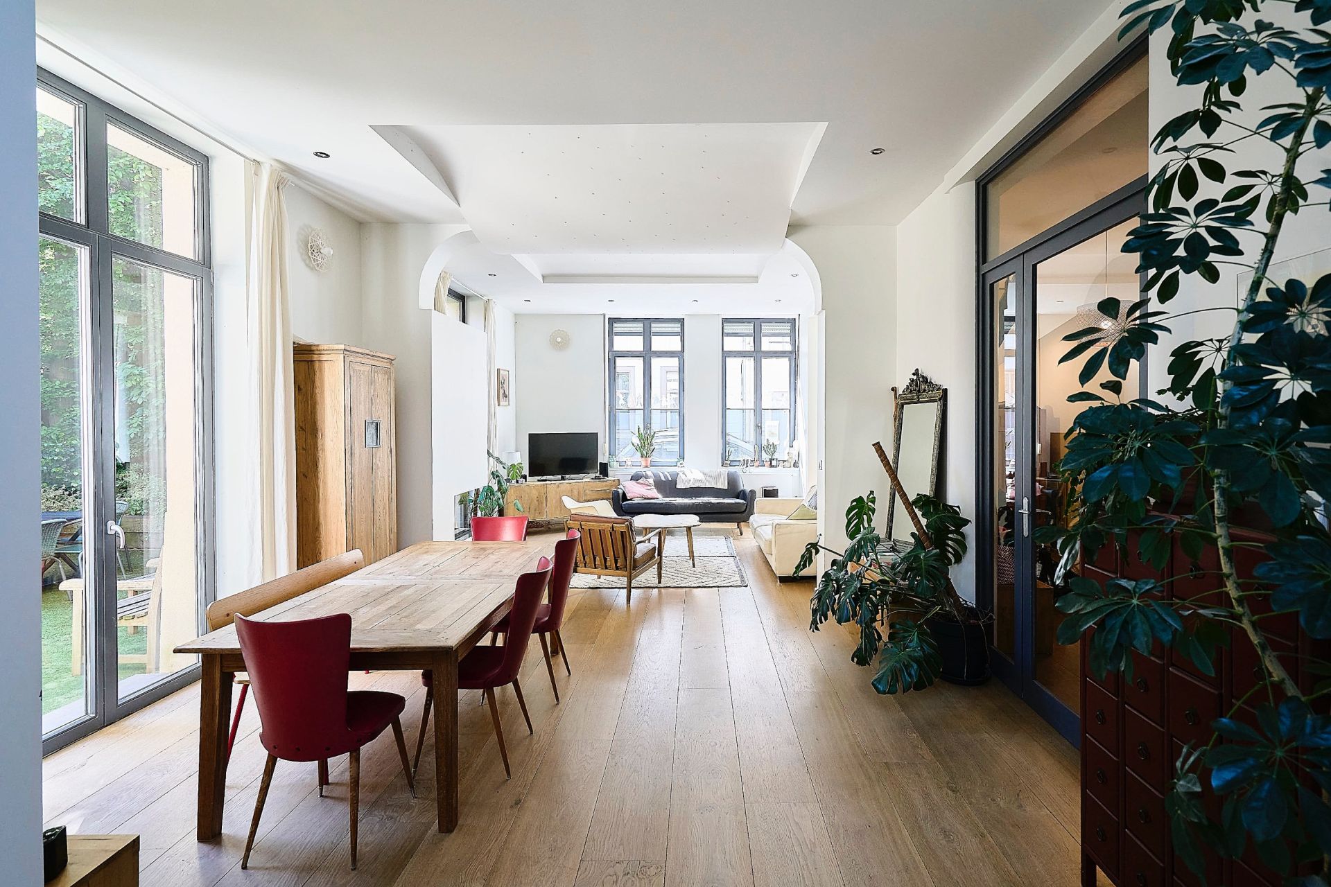 luxury house 10 Rooms for sale on LILLE (59000)