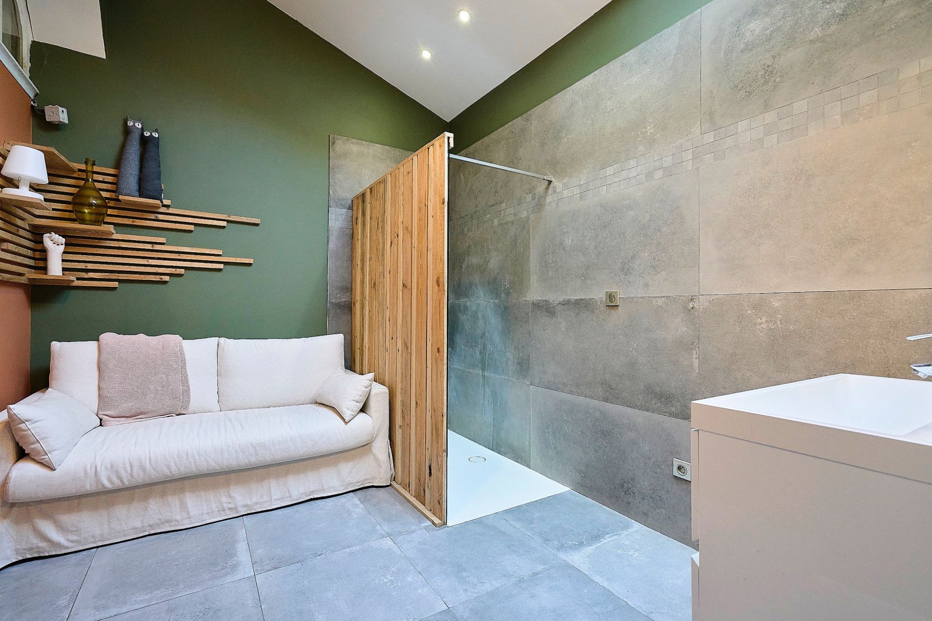 luxury house 10 Rooms for sale on LILLE (59000)