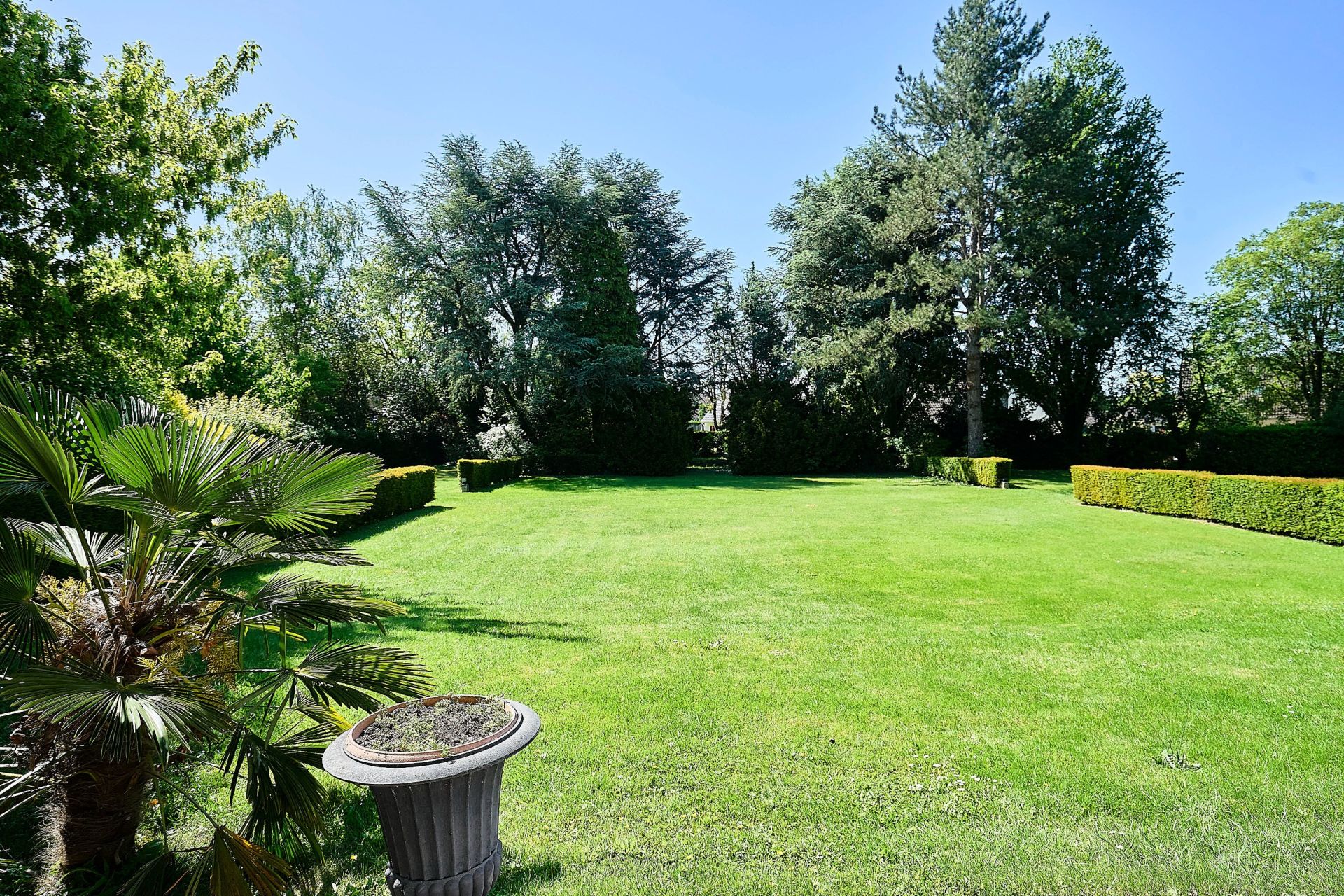 maison de luxe 20 Pièces en vente sur LA CHAPELLE D ARMENTIERES (59930)