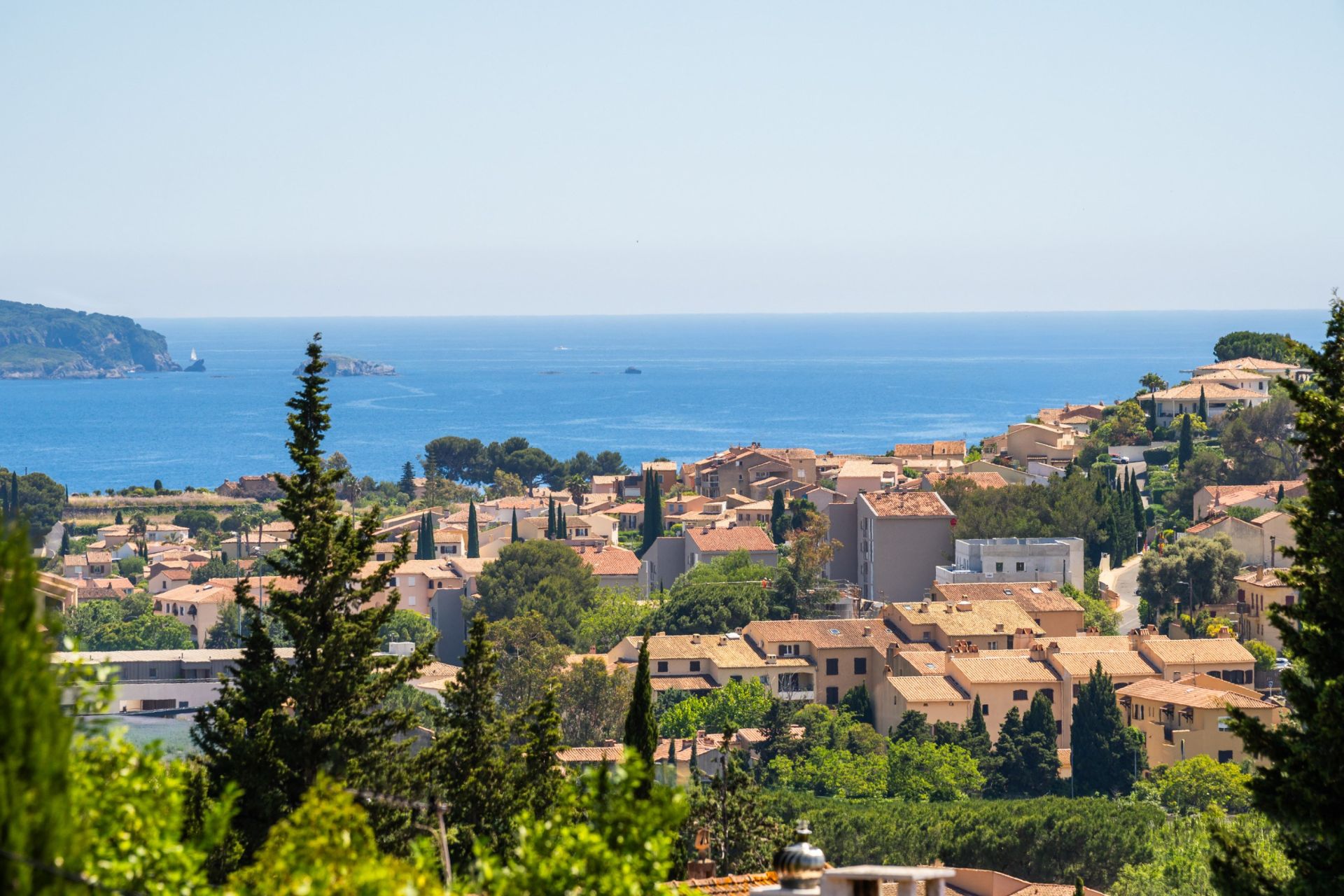 maison de luxe 6 Pièces en vente sur CARQUEIRANNE (83320)