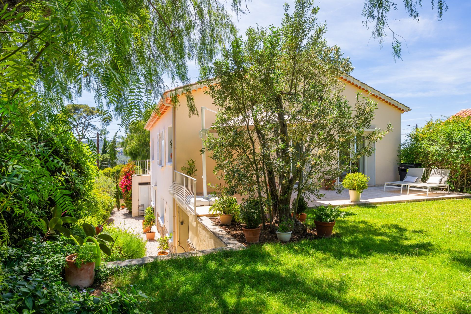 maison de luxe 6 Pièces en vente sur CARQUEIRANNE (83320)