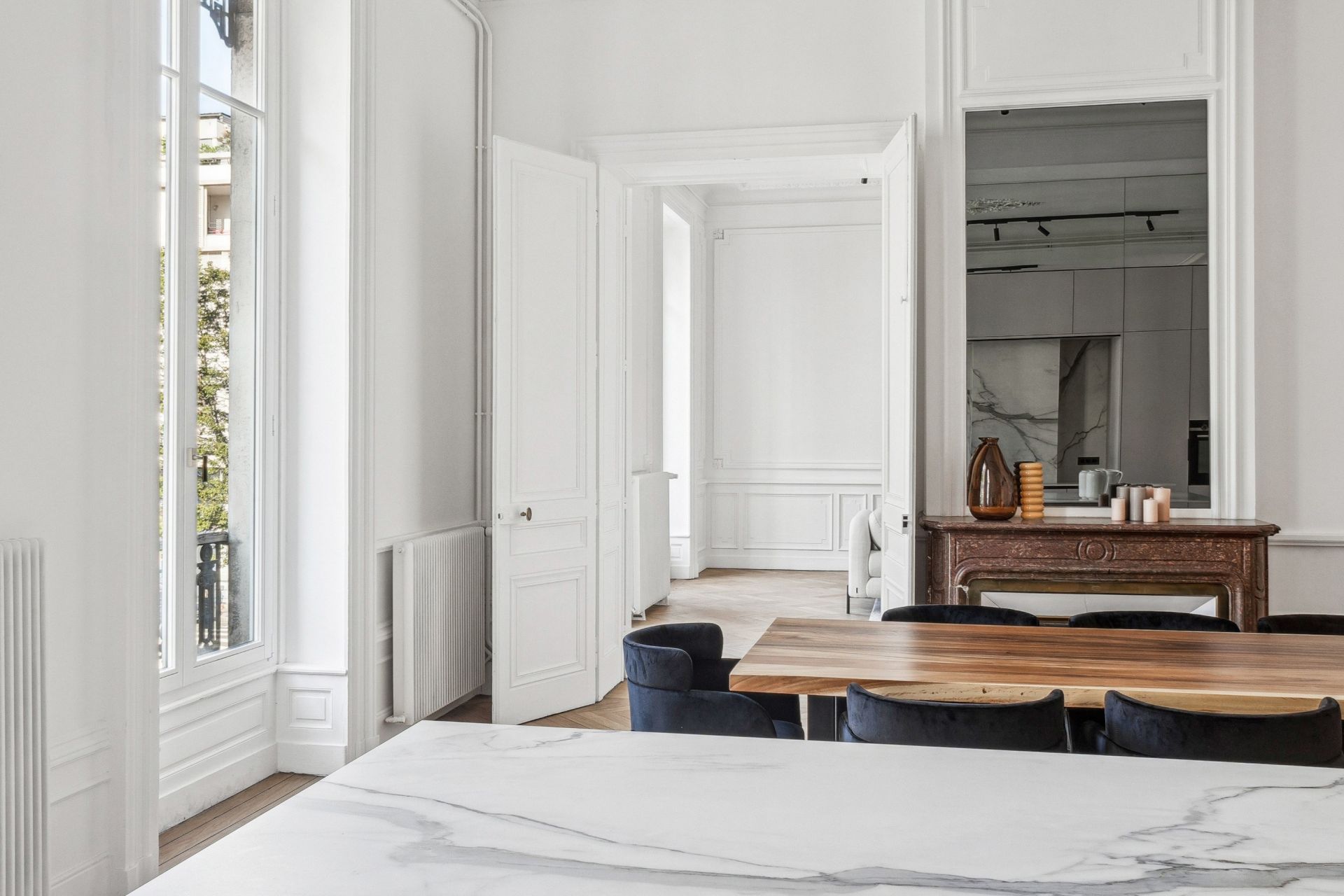 luxury apartment 7 Rooms for sale on LYON (69006)