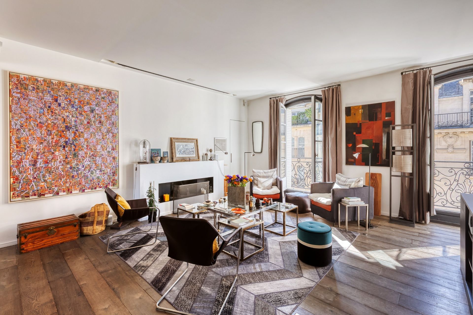 luxury apartment 6 Rooms for sale on PARIS (75016)