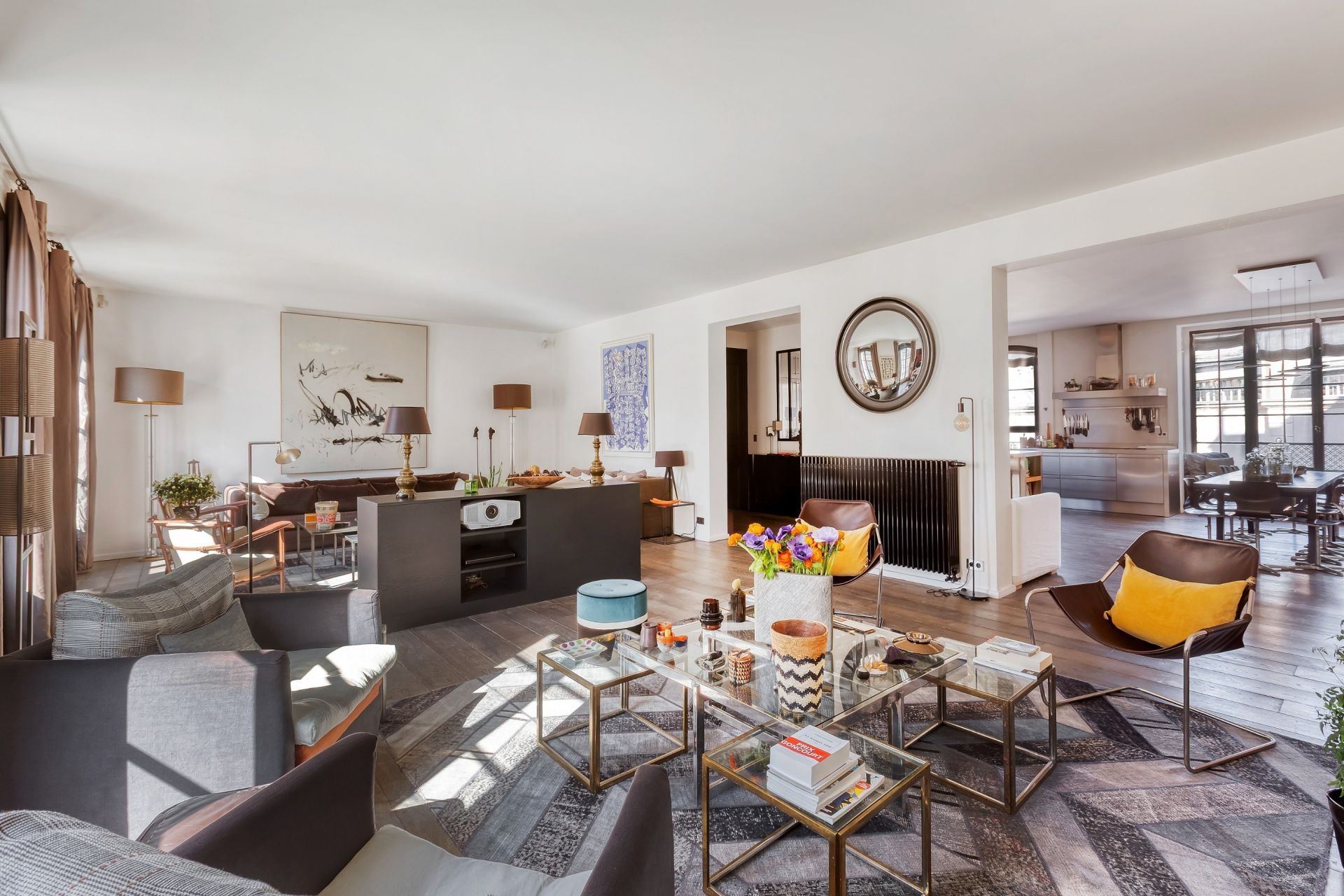 luxury apartment 6 Rooms for sale on PARIS (75016)