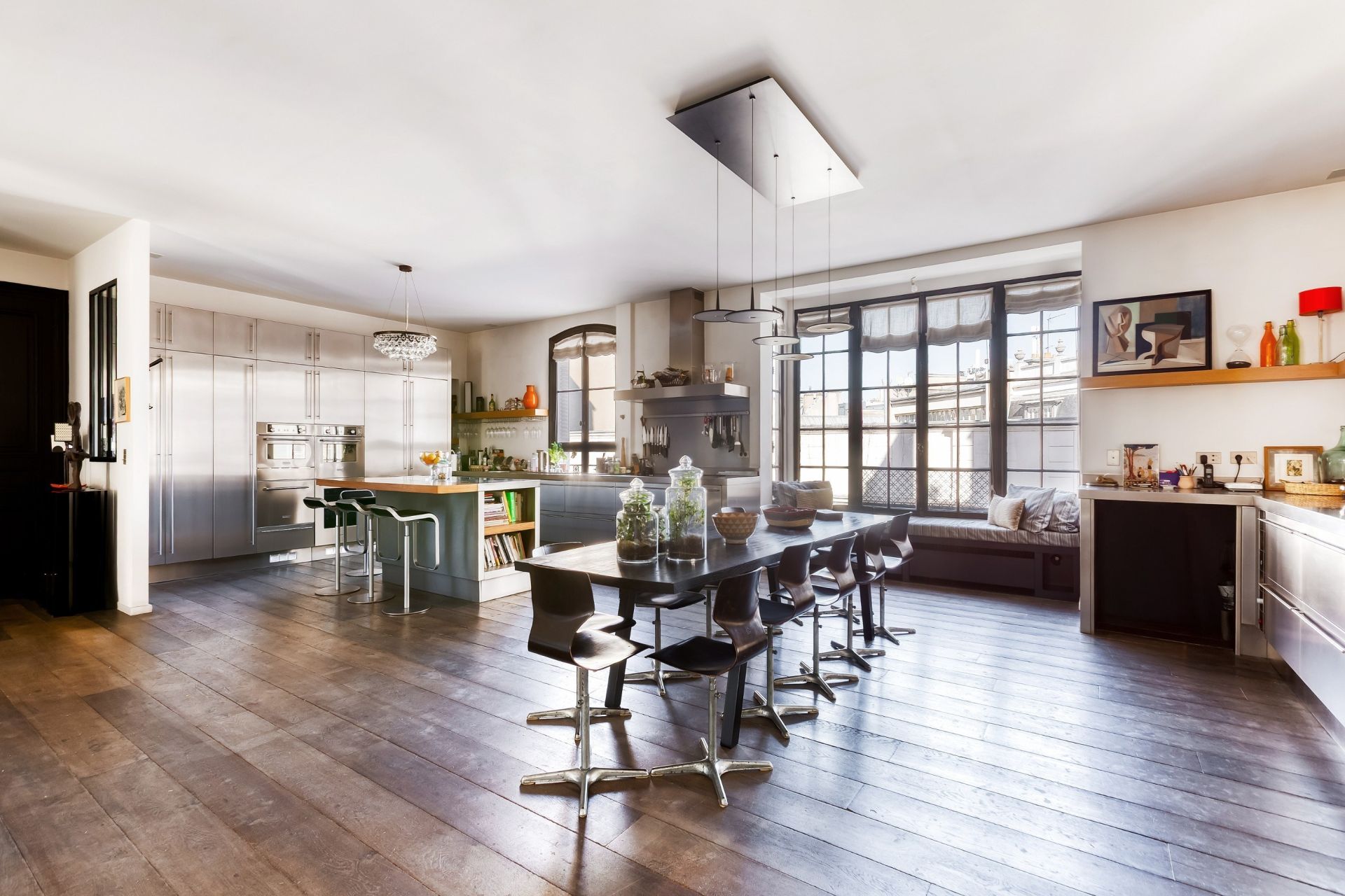luxury apartment 6 Rooms for sale on PARIS (75016)