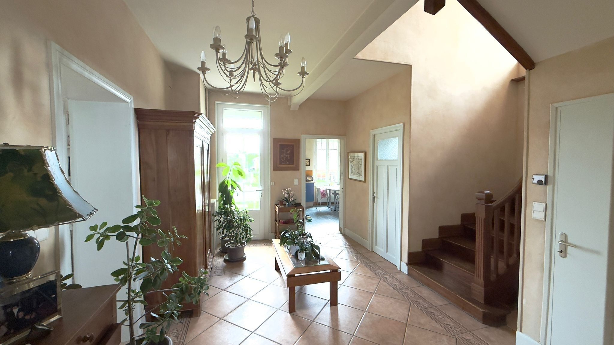 luxury house 7 Rooms for sale on LAVAUR (81500)