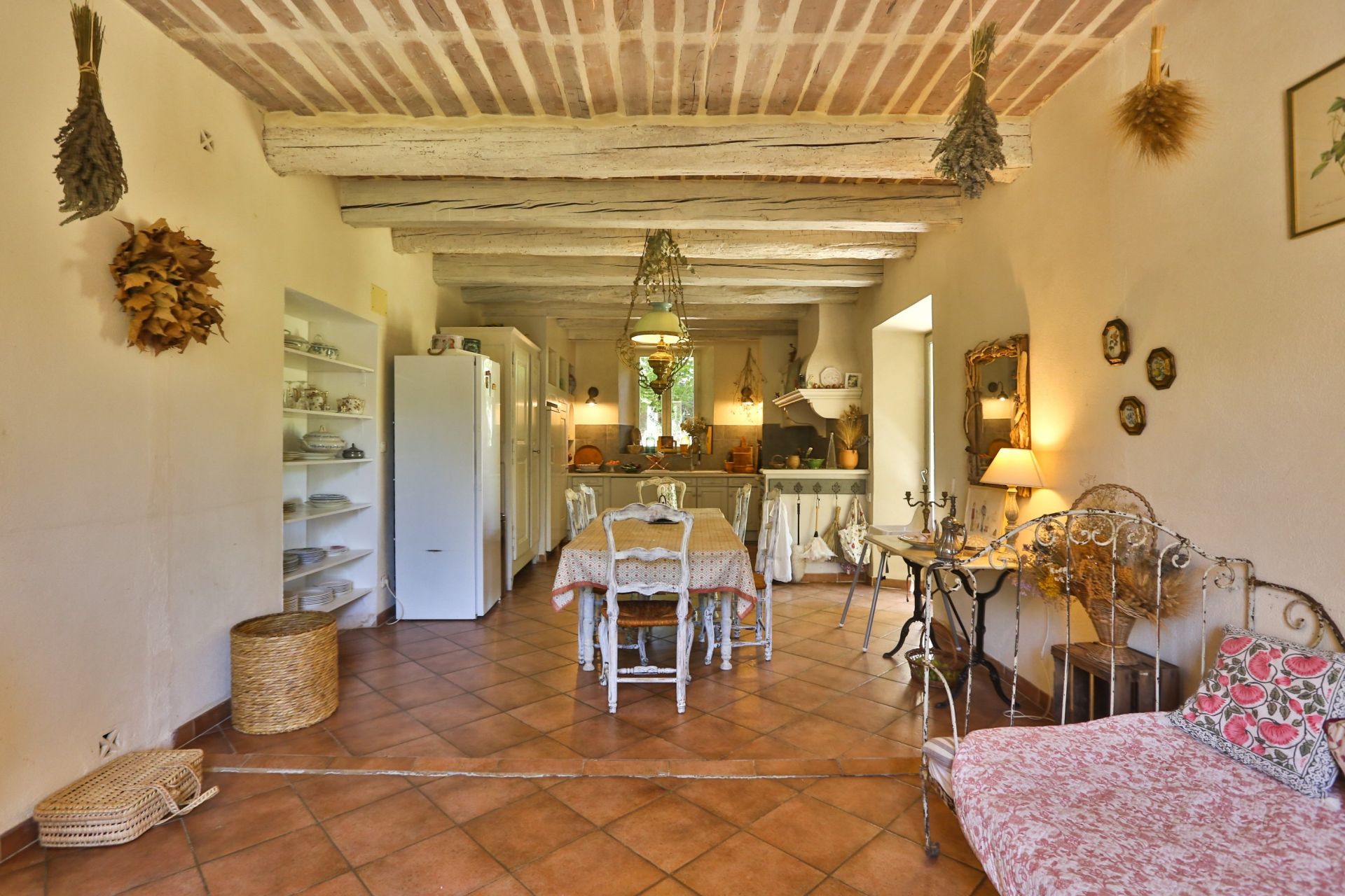 maison de luxe 18 Pièces en vente sur REILLANNE (04110)