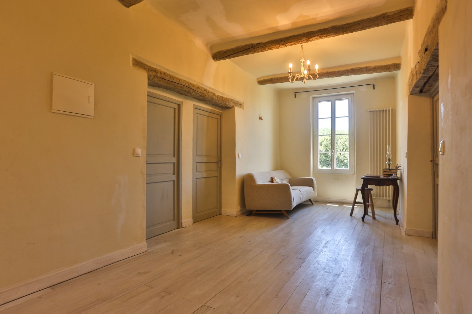 maison de luxe 18 Pièces en vente sur REILLANNE (04110)