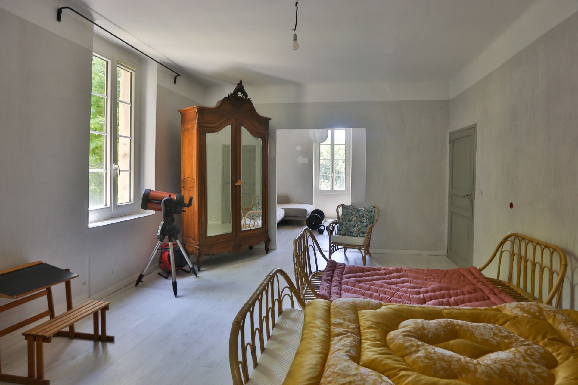 maison de luxe 18 Pièces en vente sur REILLANNE (04110)