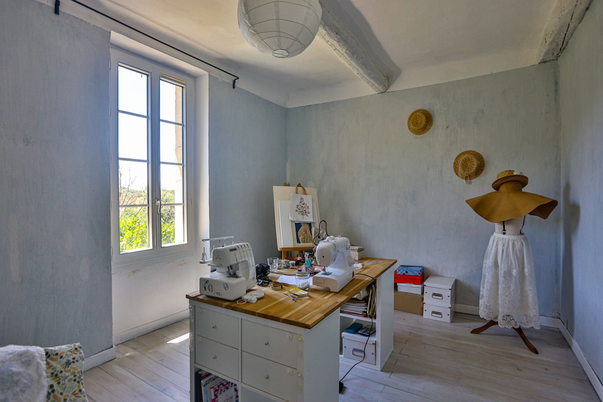 maison de luxe 18 Pièces en vente sur REILLANNE (04110)