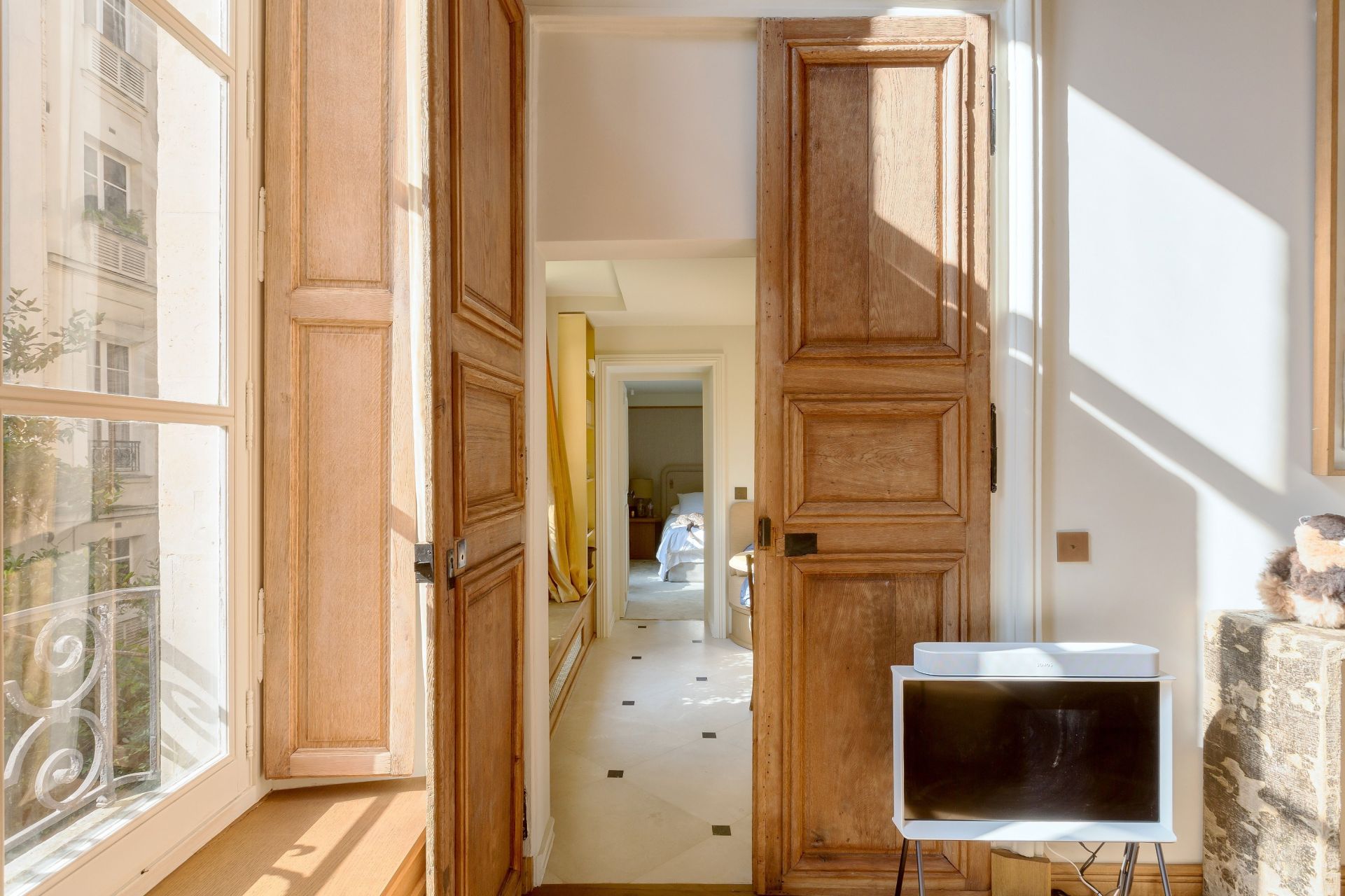 luxury apartment 7 Rooms for sale on PARIS (75007)