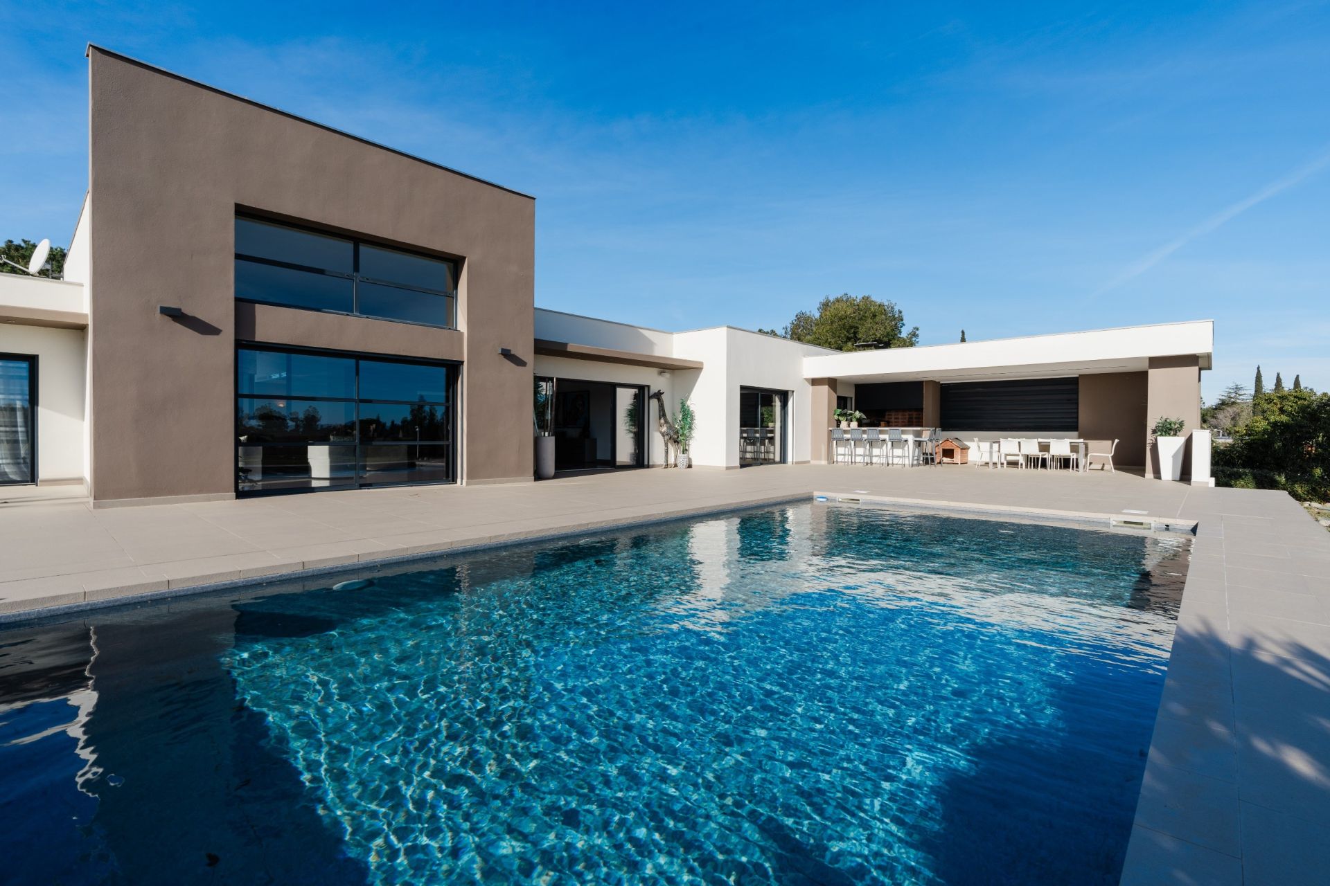 luxury house 7 Rooms for sale on PERPIGNAN (66000)