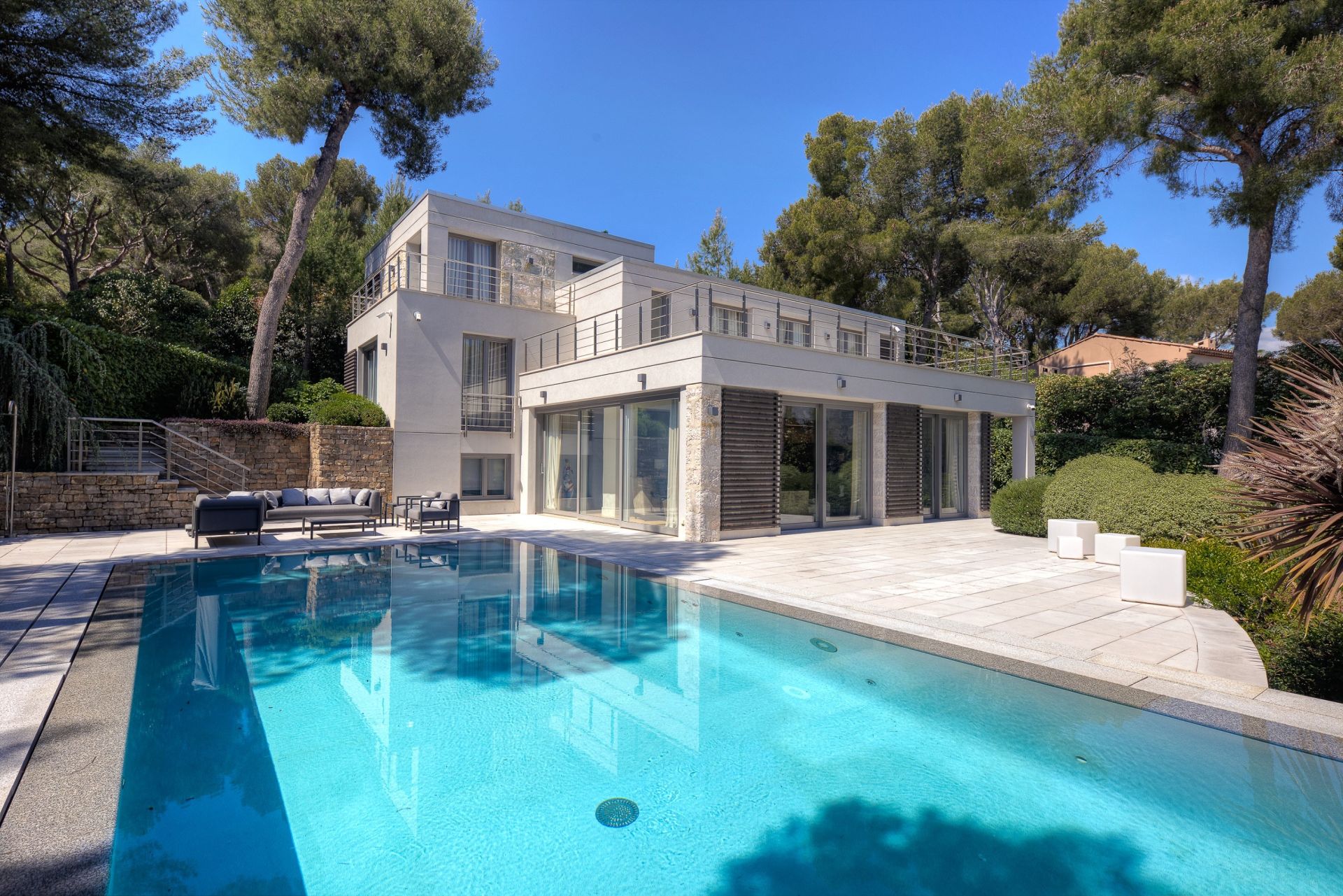 maison contemporaine 8 Pièces en vente sur ST JEAN CAP FERRAT (06230)