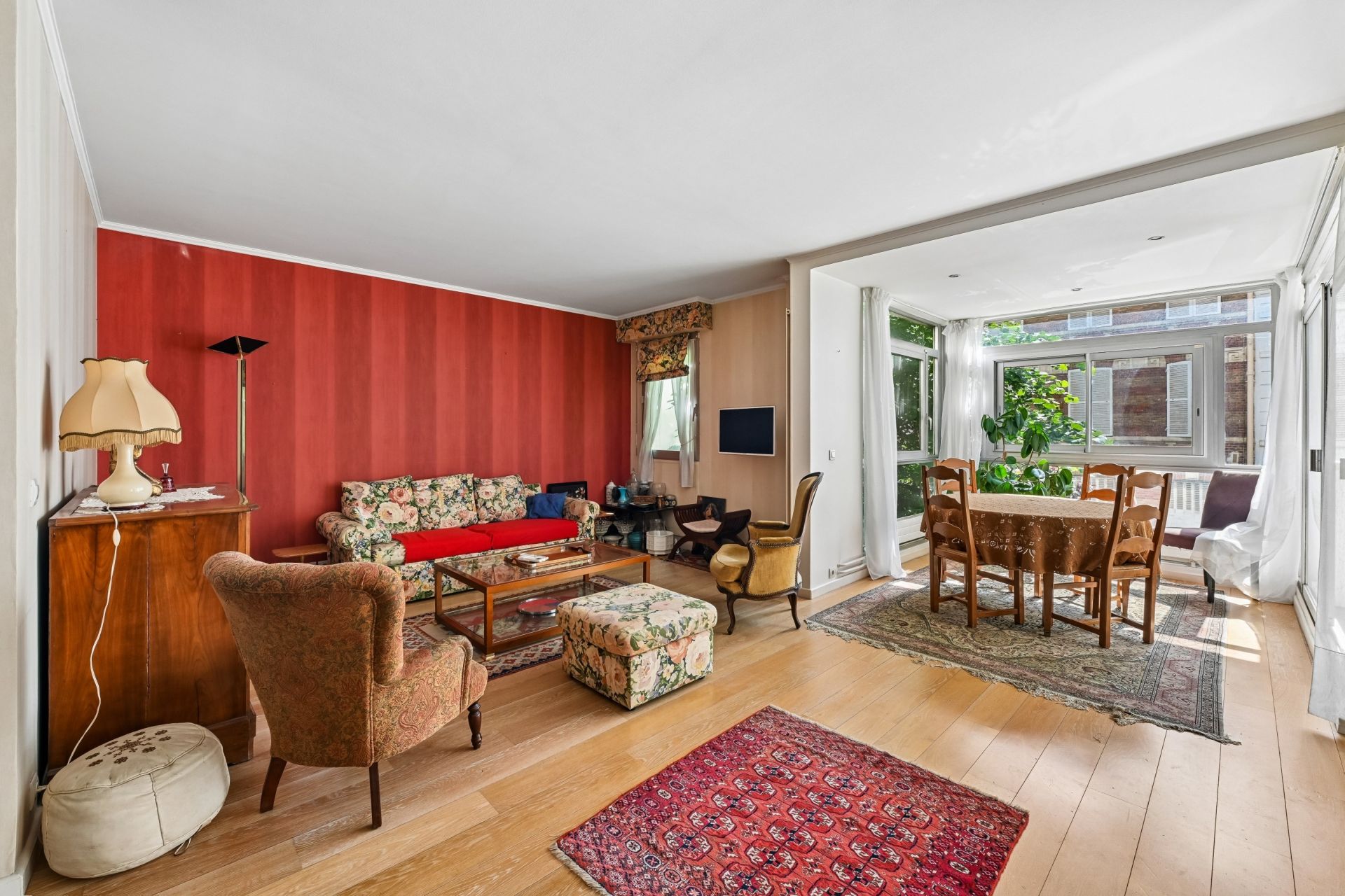 luxury apartment 7 Rooms for sale on PARIS (75016)