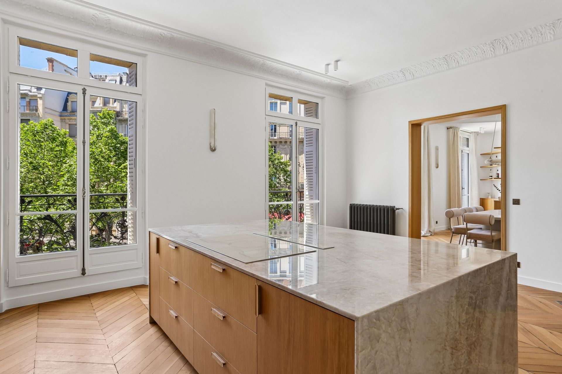 luxury apartment 7 Rooms for sale on PARIS (75016)