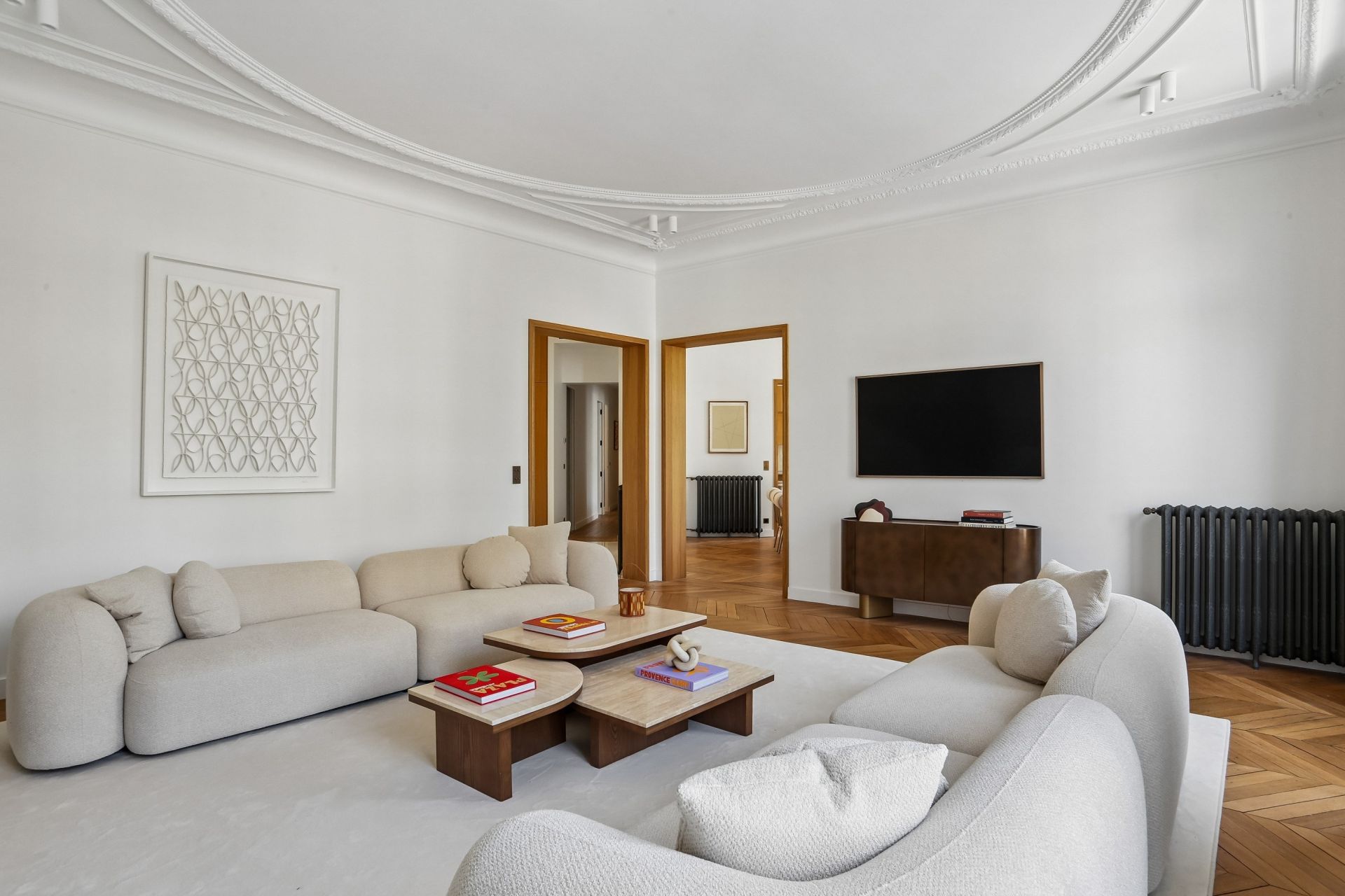 luxury apartment 7 Rooms for sale on PARIS (75016)