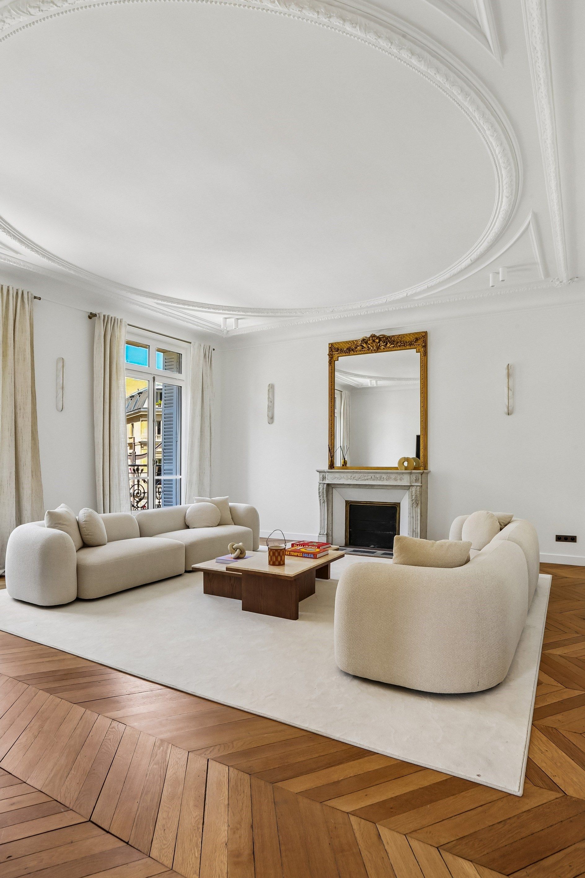 luxury apartment 7 Rooms for sale on PARIS (75016)