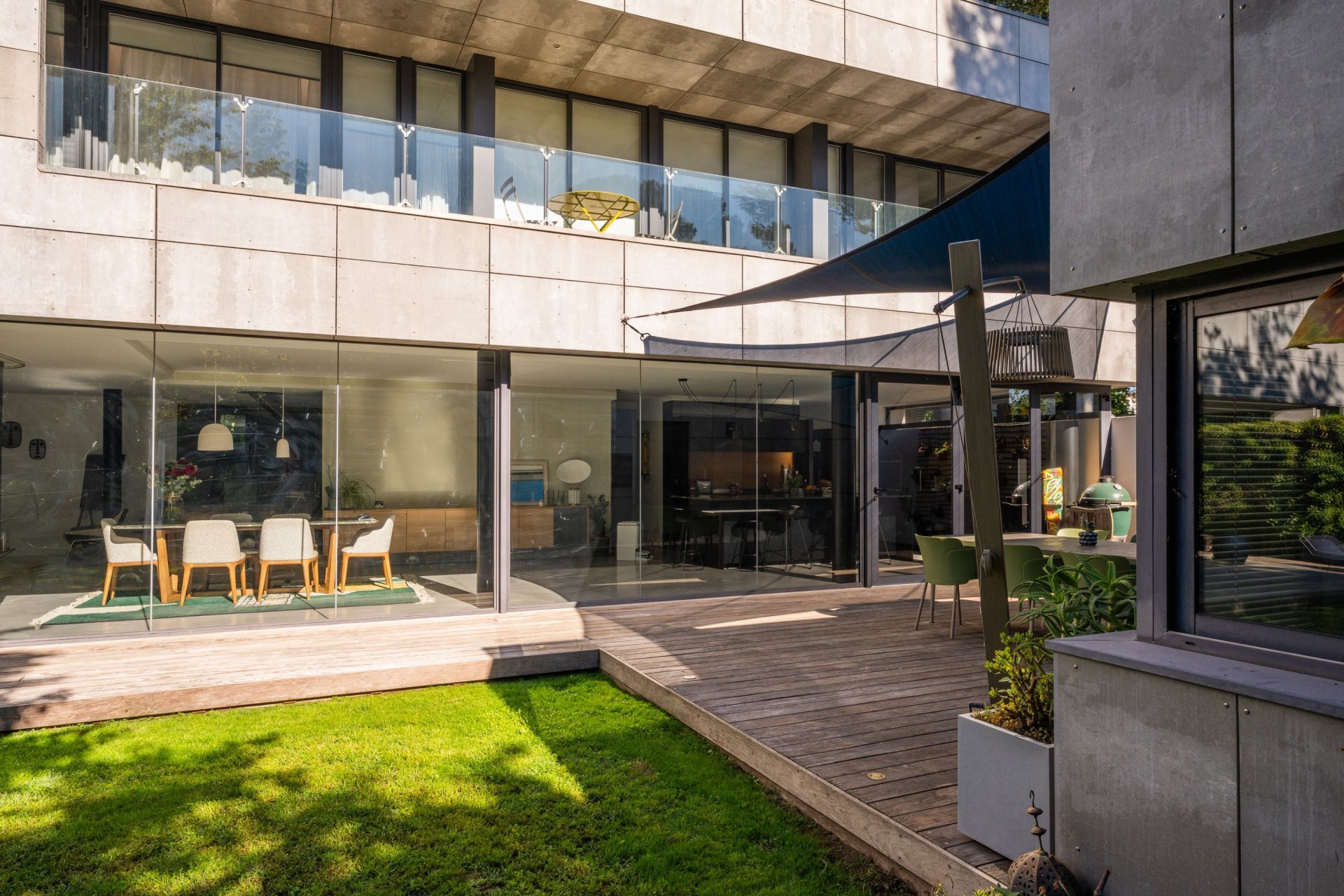 maison contemporaine 6 Pièces en vente sur MARSEILLE (13012)