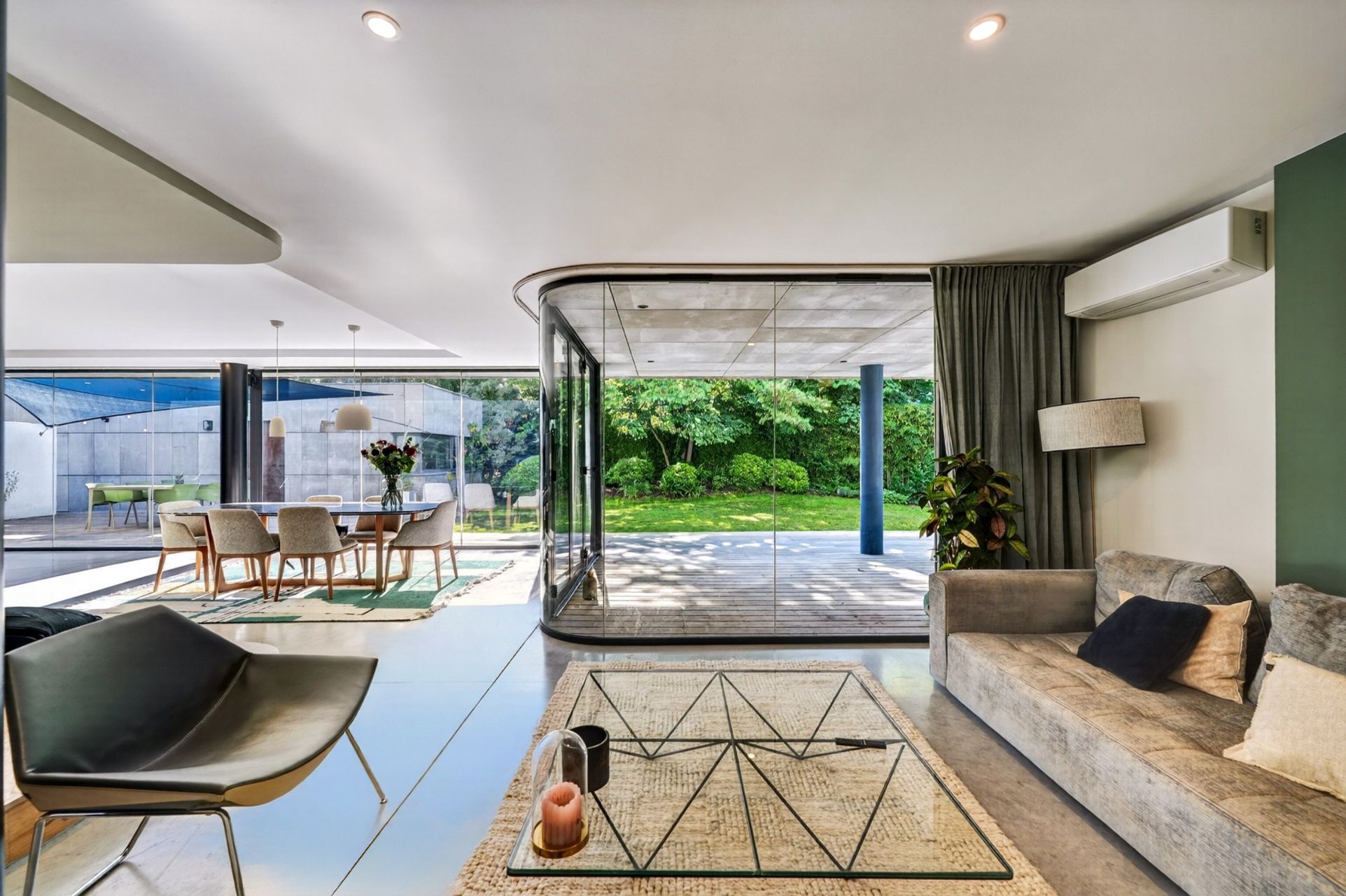 maison contemporaine 6 Pièces en vente sur MARSEILLE (13012)