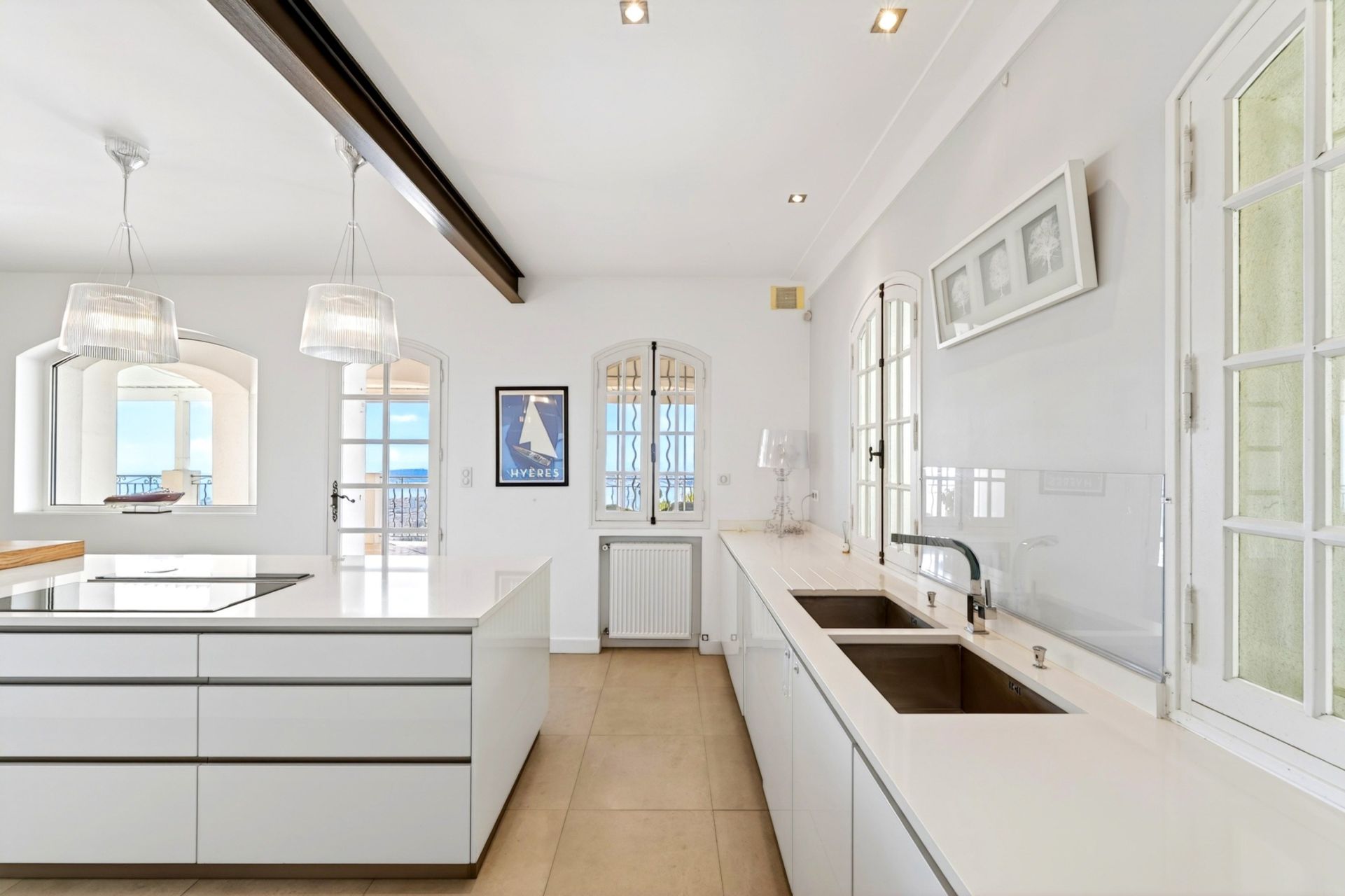 maison de luxe 10 Pièces en vente sur TOULON (83200)