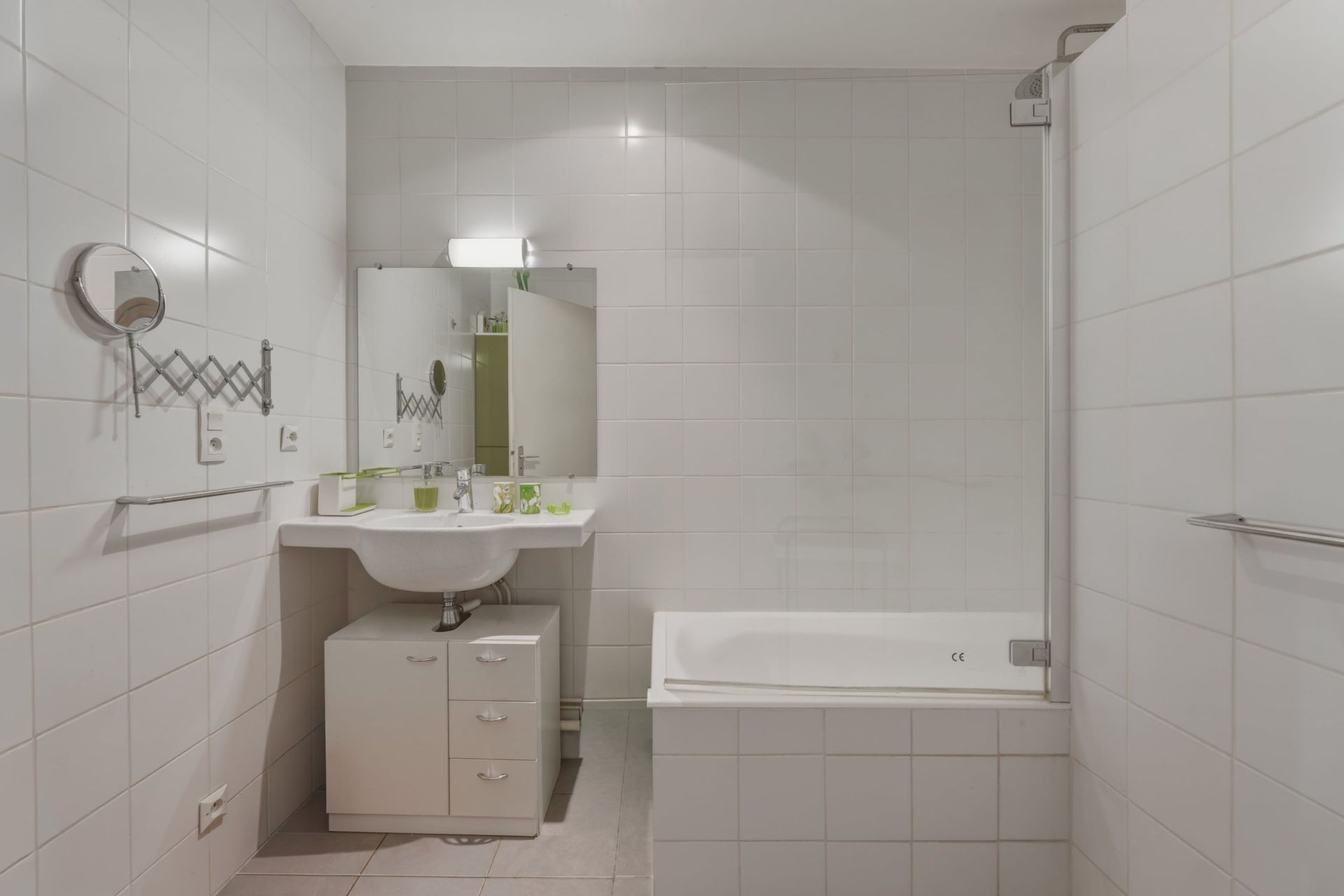 luxury house 5 Rooms for sale on FERNEY VOLTAIRE (01210)