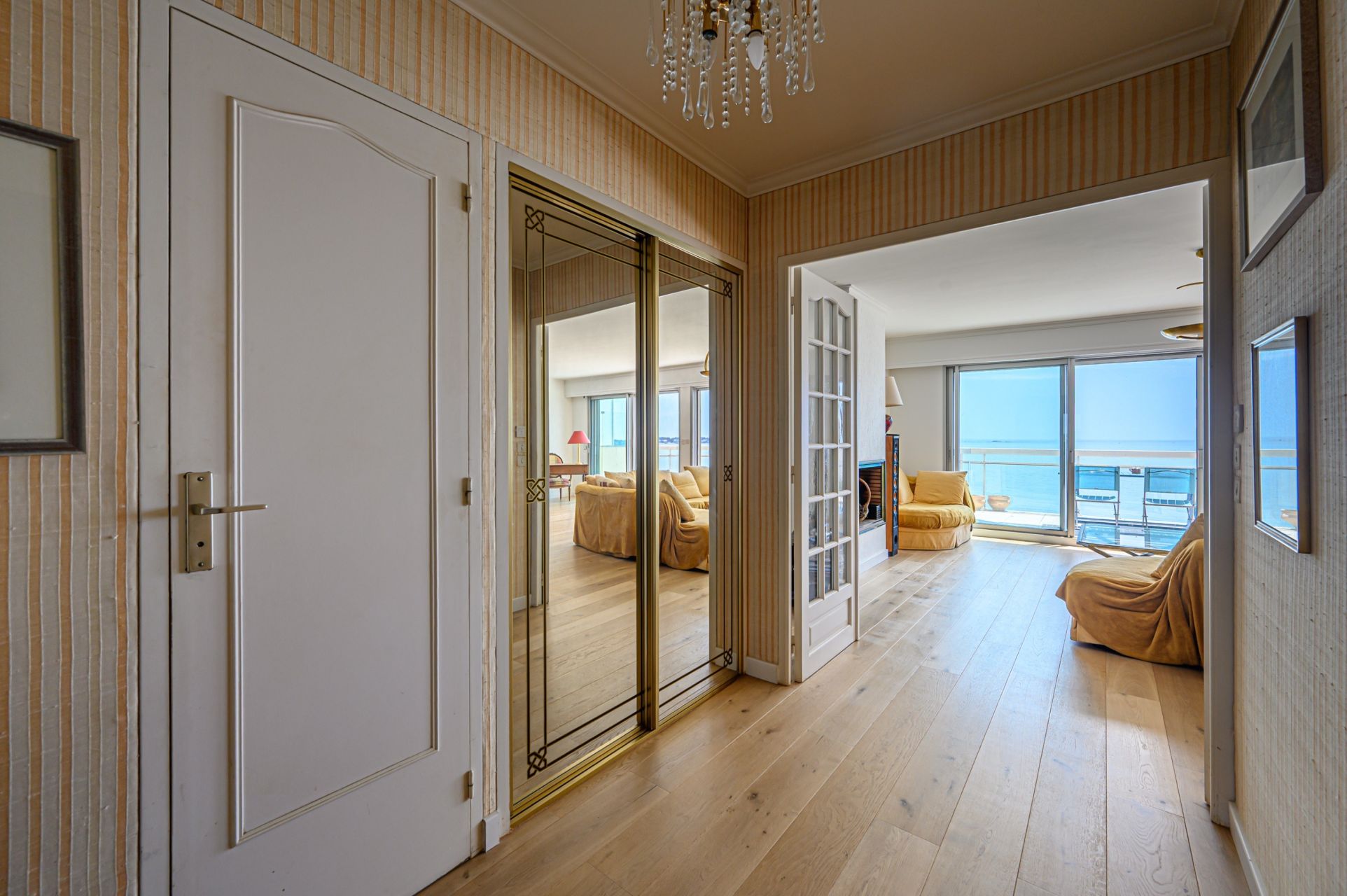 luxury apartment 4 Rooms for sale on LA BAULE (44500)