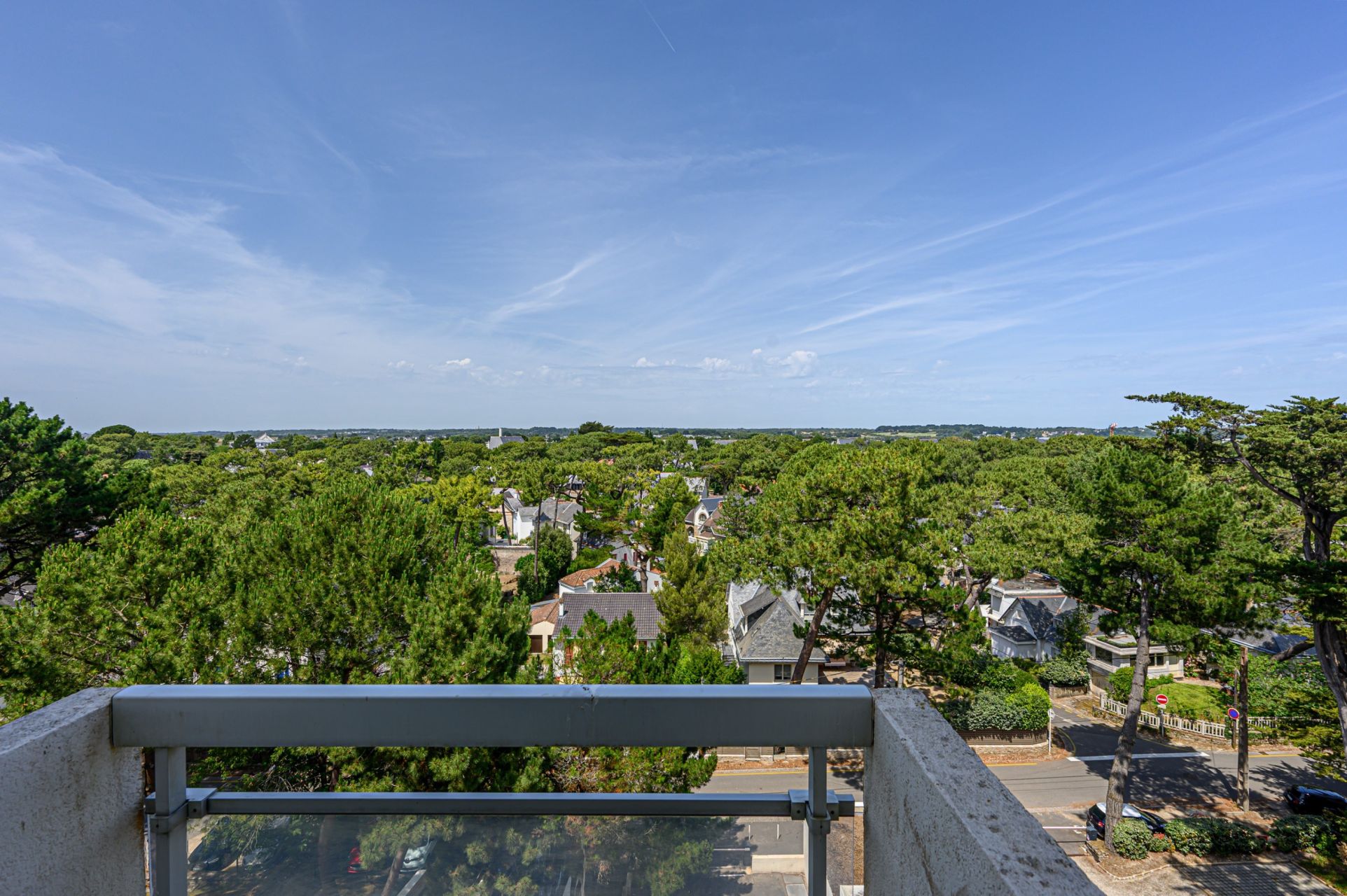 luxury apartment 4 Rooms for sale on LA BAULE (44500)
