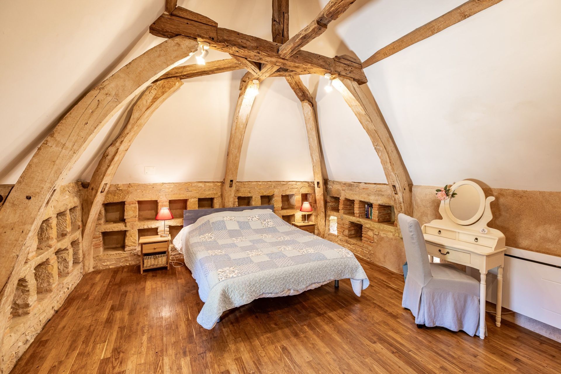 maison de luxe 21 Pièces en vente sur EXCIDEUIL (24160)