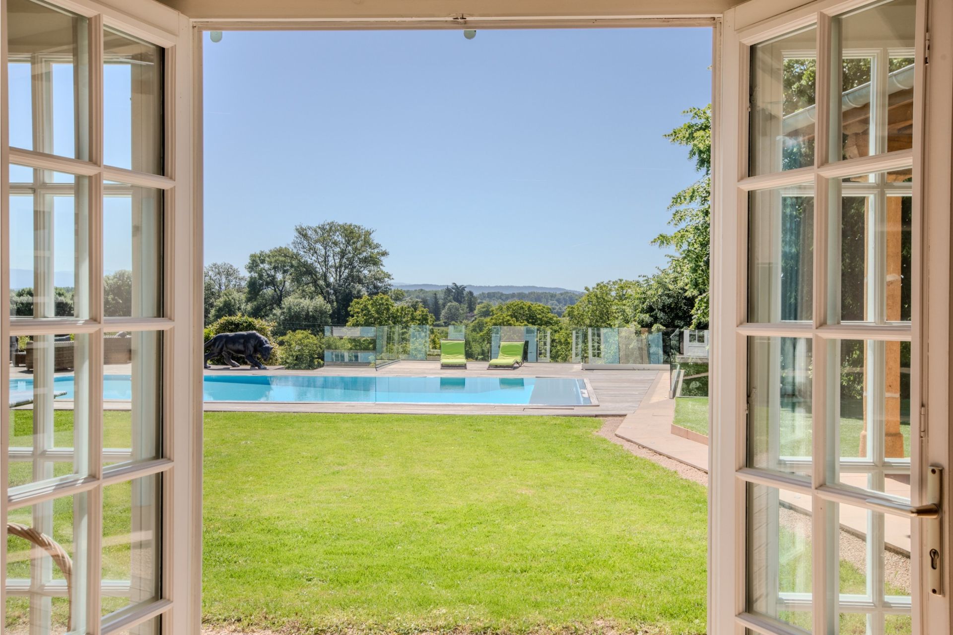 maison de luxe 10 Pièces en vente sur MEXIMIEUX (01800)