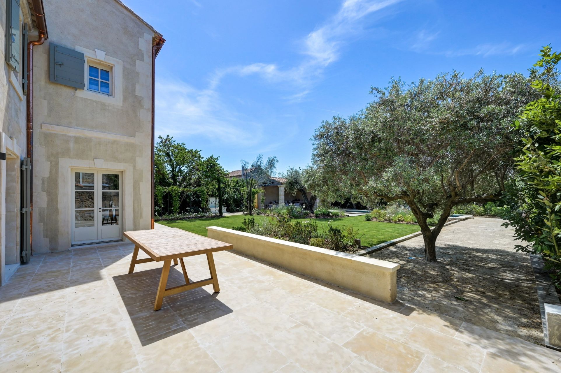 mas 6 Rooms for sale on MAUSSANE LES ALPILLES (13520)